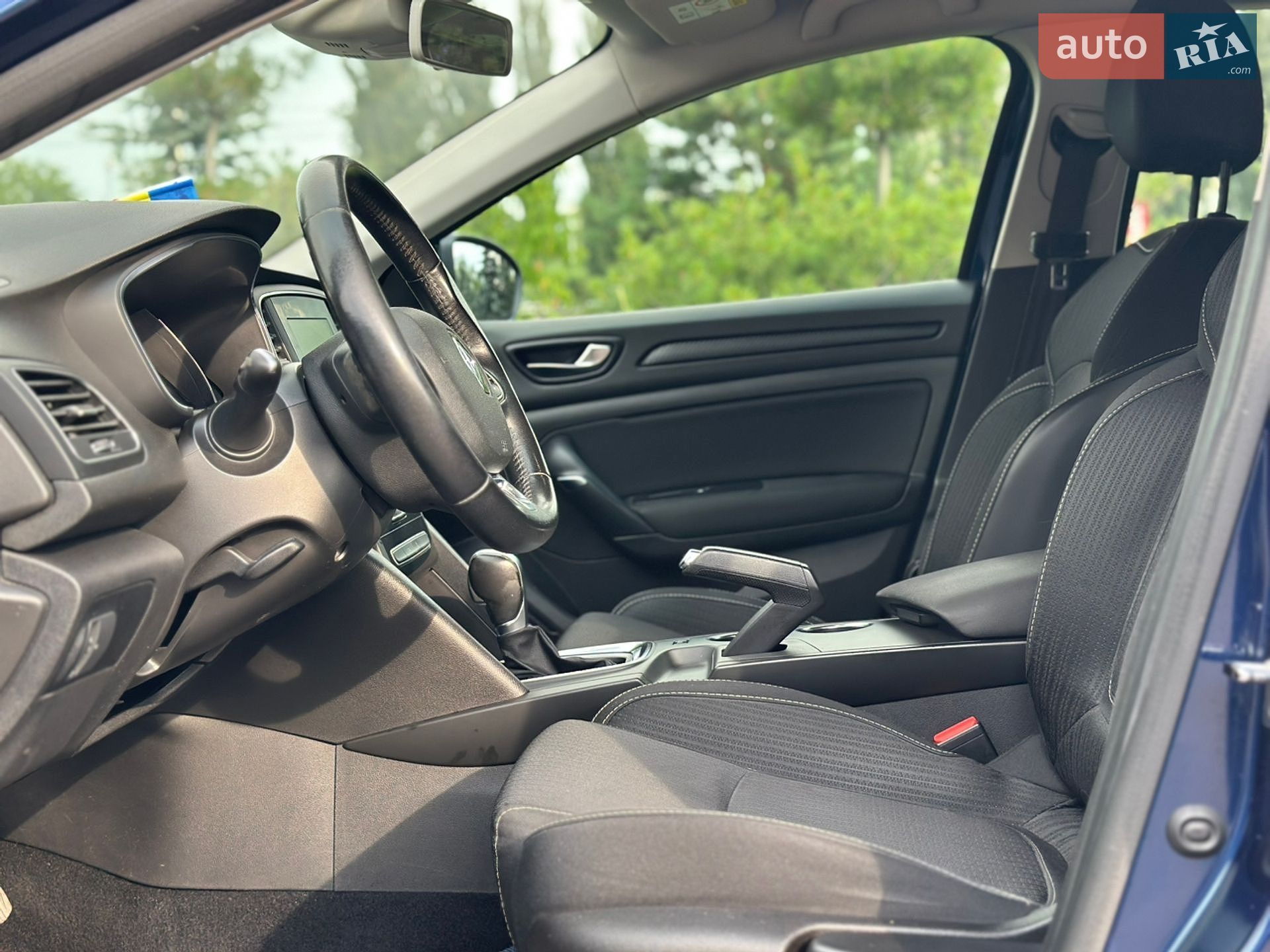 Renault Megane 2018 VIN VF1RFB00861062345 фото оголошення 22 з 33