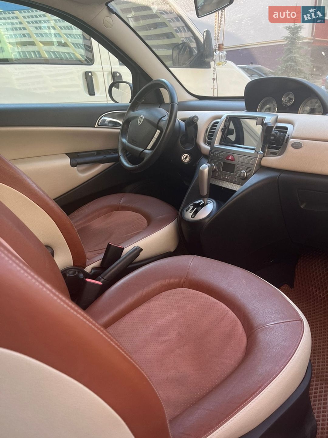 Lancia Ypsilon 2008 VIN ZLA84300003210955 фото оголошення 11 з 13