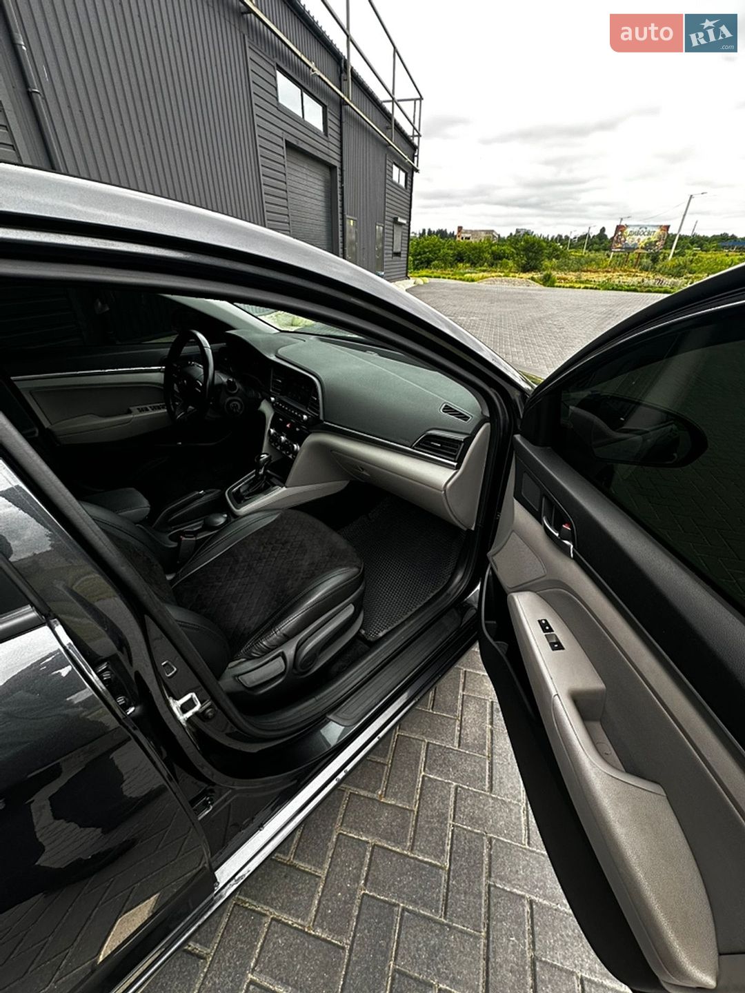 Hyundai Elantra 2020 VIN 5NPD84LF5LH584730 фото оголошення 2 з 18