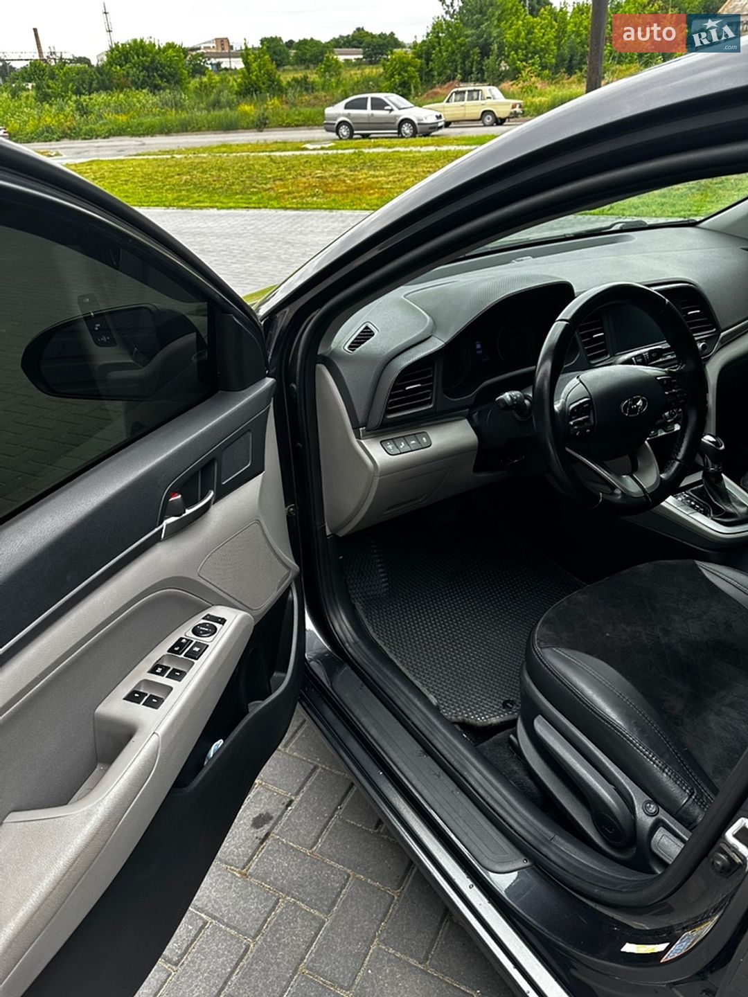 Hyundai Elantra 2020 VIN 5NPD84LF5LH584730 фото оголошення 10 з 18