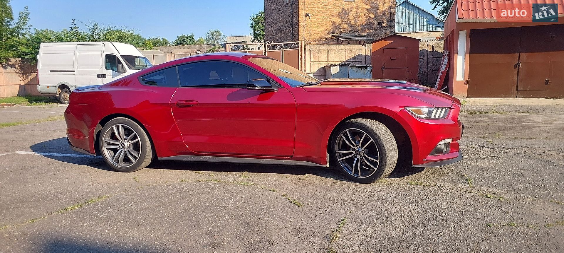 Ford Mustang 2017 VIN 1FA6P8TH5H5229414 фото оголошення 5 з 21