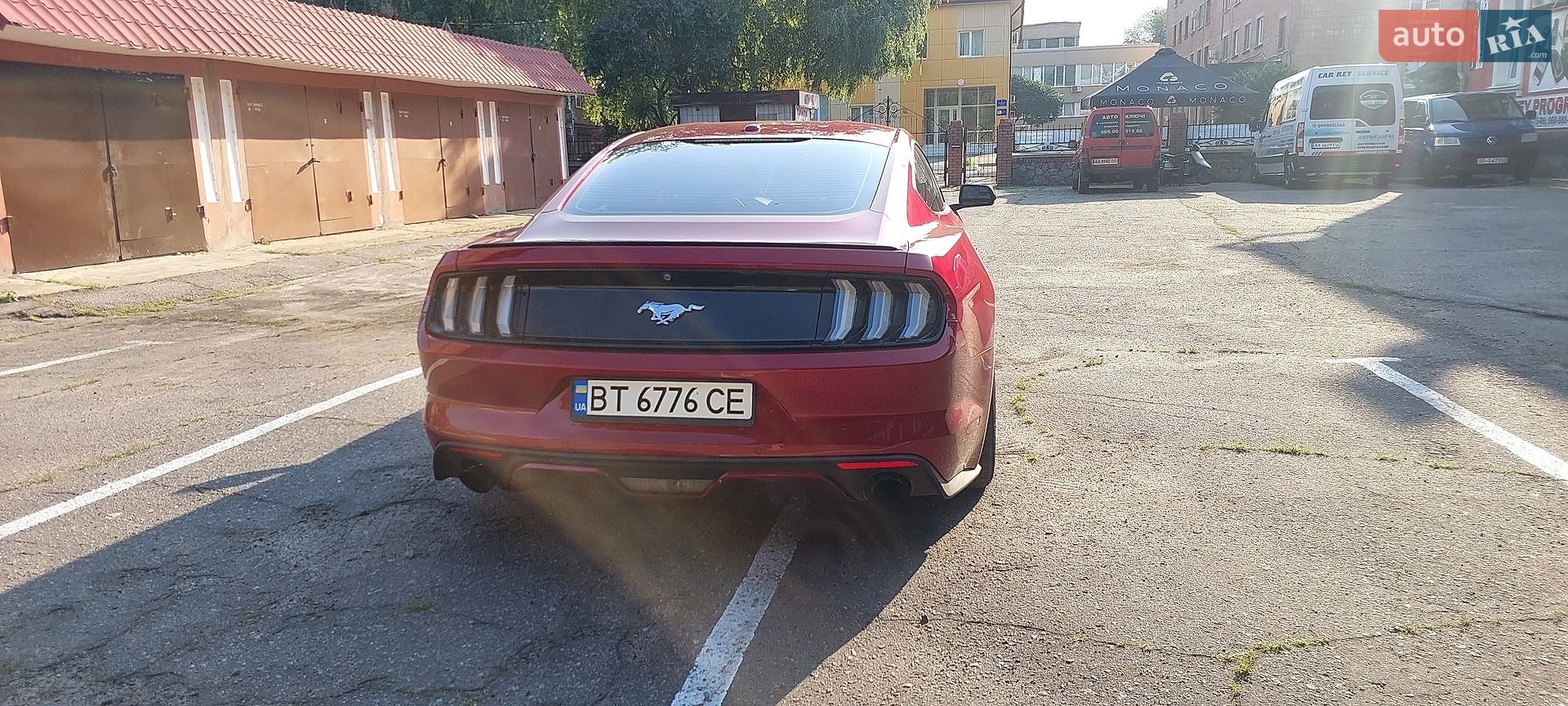 Ford Mustang 2017 VIN 1FA6P8TH5H5229414 фото оголошення 10 з 21