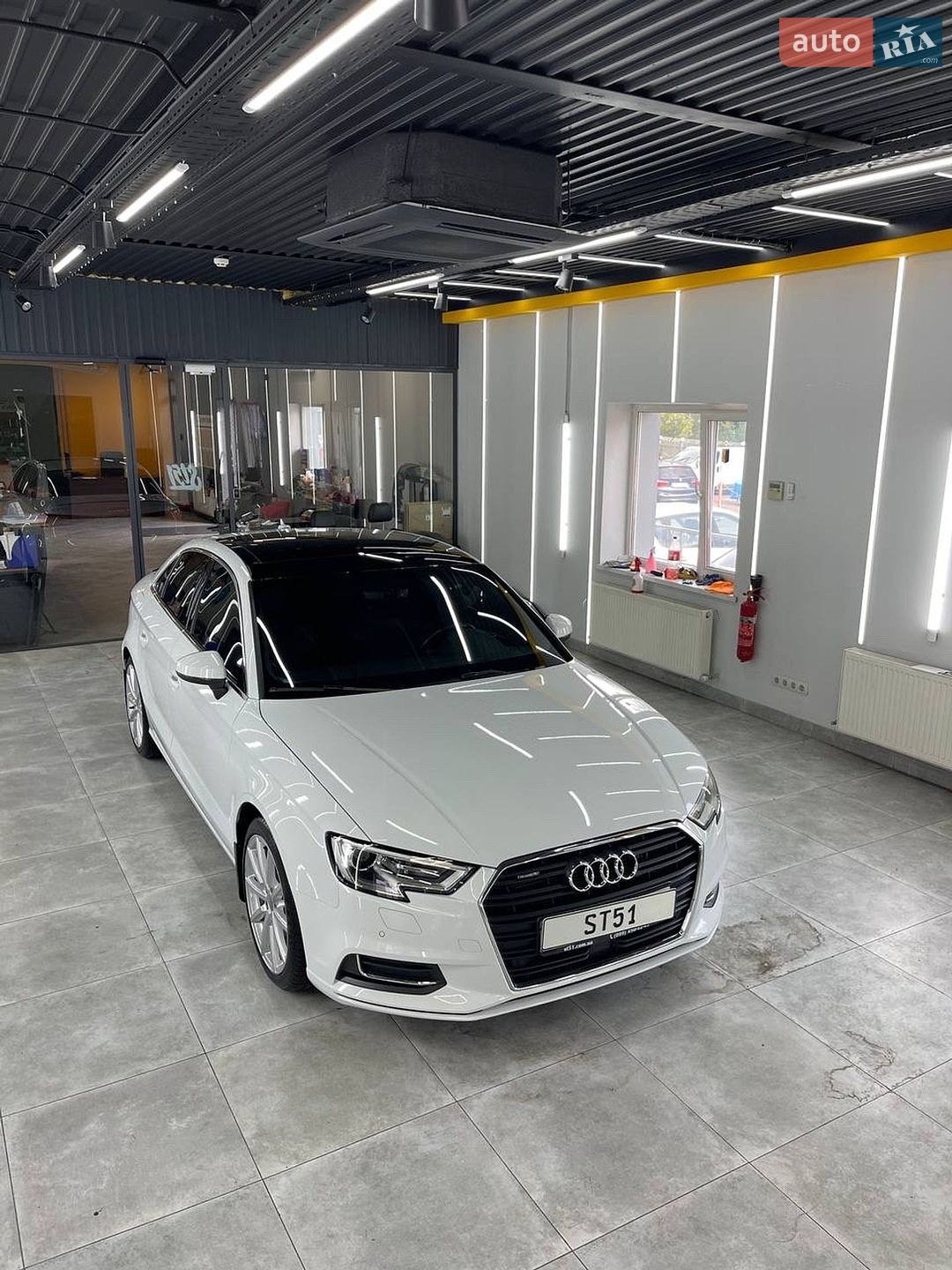 Audi A3 2016 VIN WAUE8GFF0G1117999 фото оголошення 3 з 13