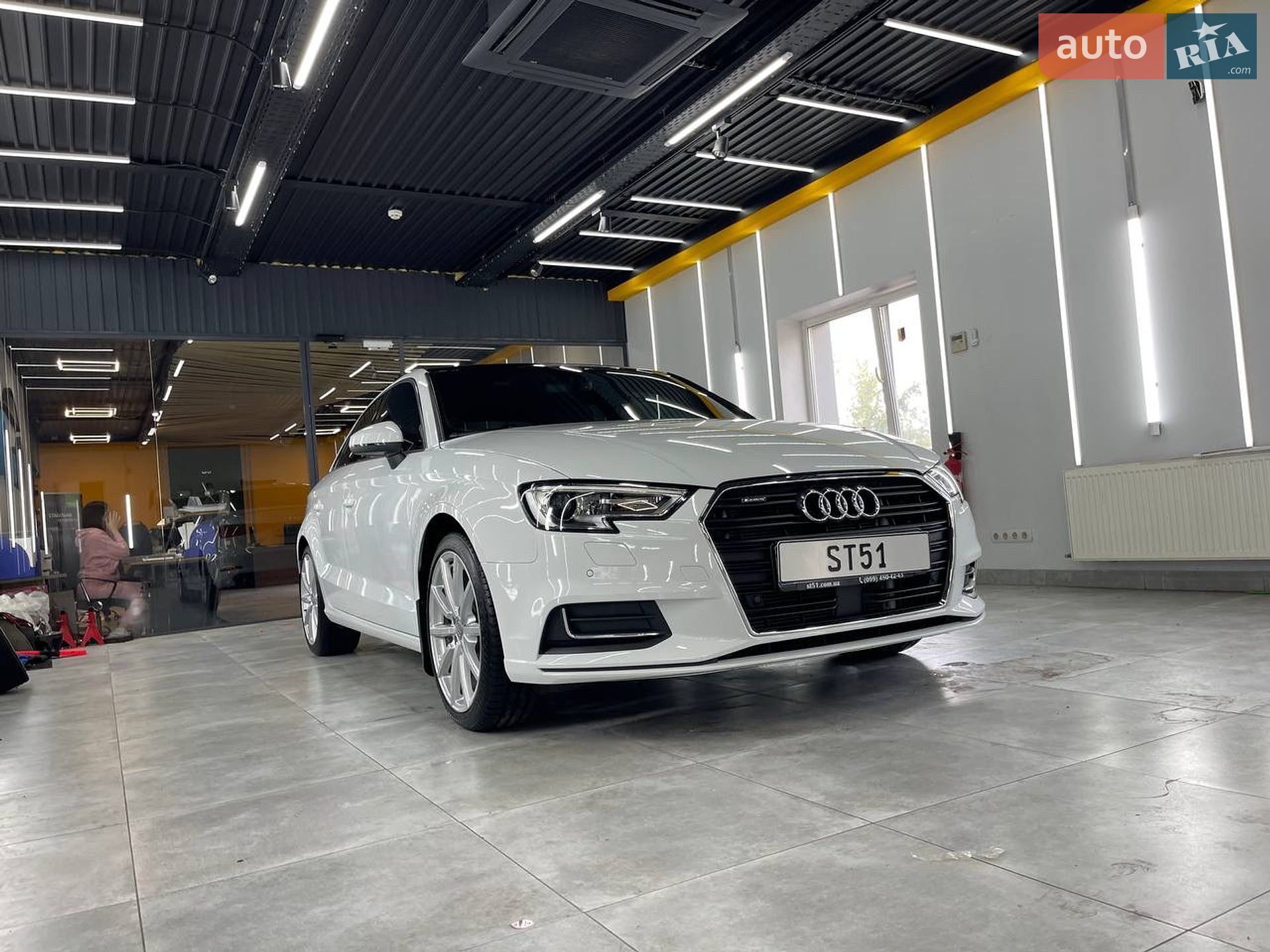 Audi A3 2016 VIN WAUE8GFF0G1117999 фото оголошення 4 з 13
