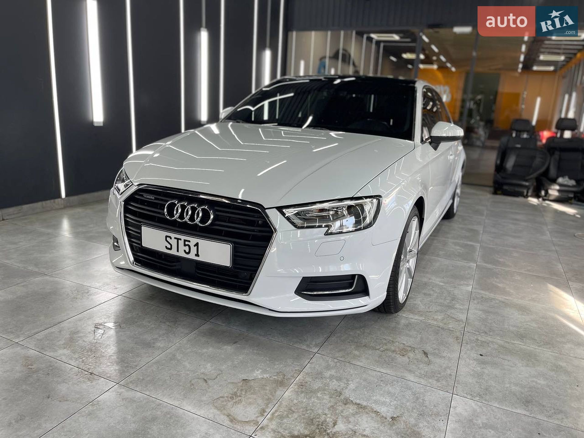 Audi A3 2016 VIN WAUE8GFF0G1117999 фото оголошення 11 з 13