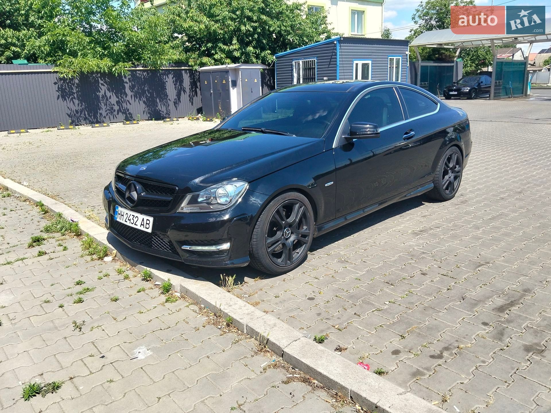 Mercedes-Benz C-Class 2012 VIN WDDGJ4HB0DF963515 фото оголошення 2 з 21