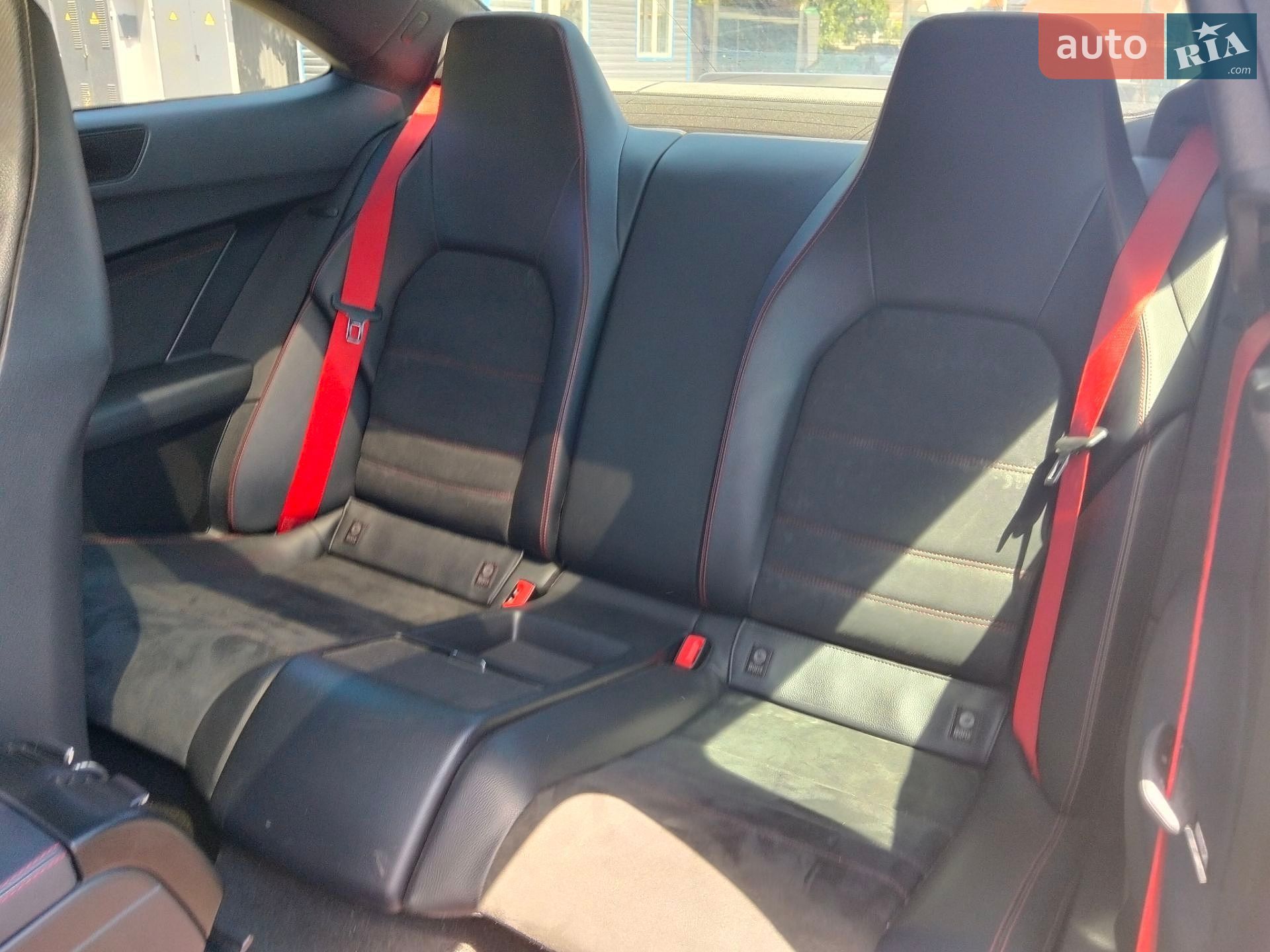 Mercedes-Benz C-Class 2012 VIN WDDGJ4HB0DF963515 фото оголошення 14 з 21
