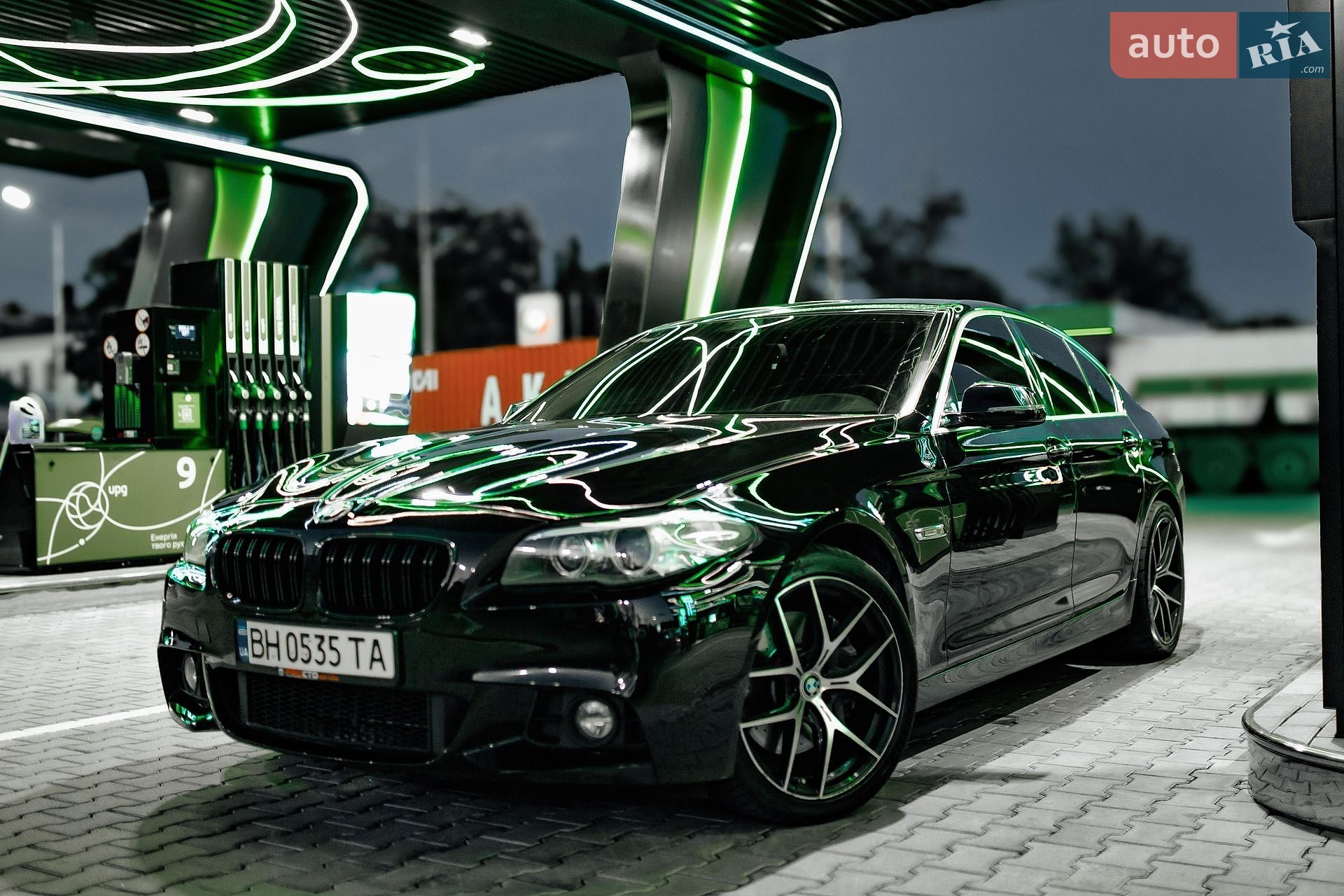 BMW 5 Series 2013 VIN WBA5D51050D060139 фото оголошення 2 з 9