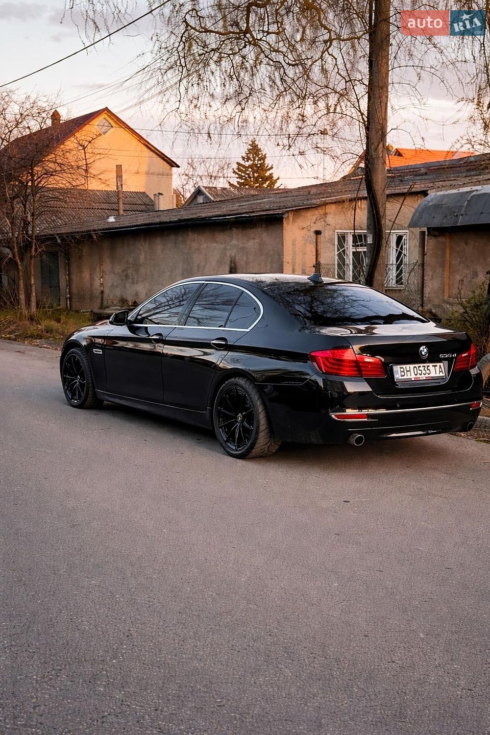 BMW 5 Series 2013 VIN WBA5D51050D060139 фото оголошення 4 з 9