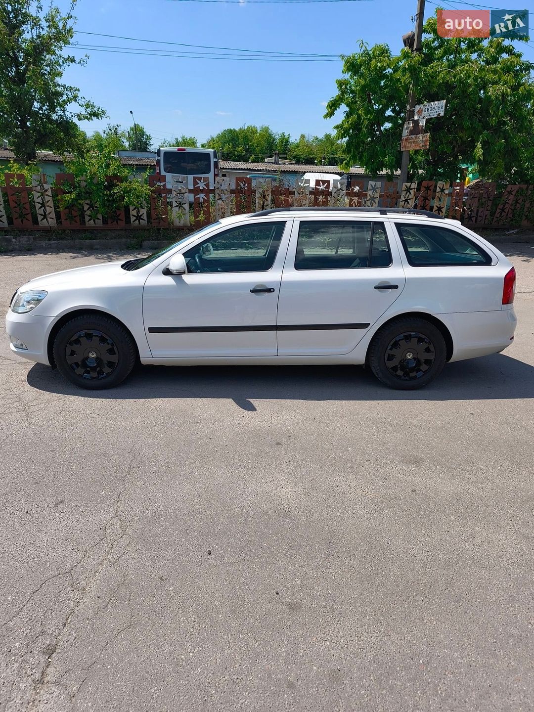 Skoda Octavia 2011 VIN TMBJA61Z5C2009982 фото оголошення 4 з 15