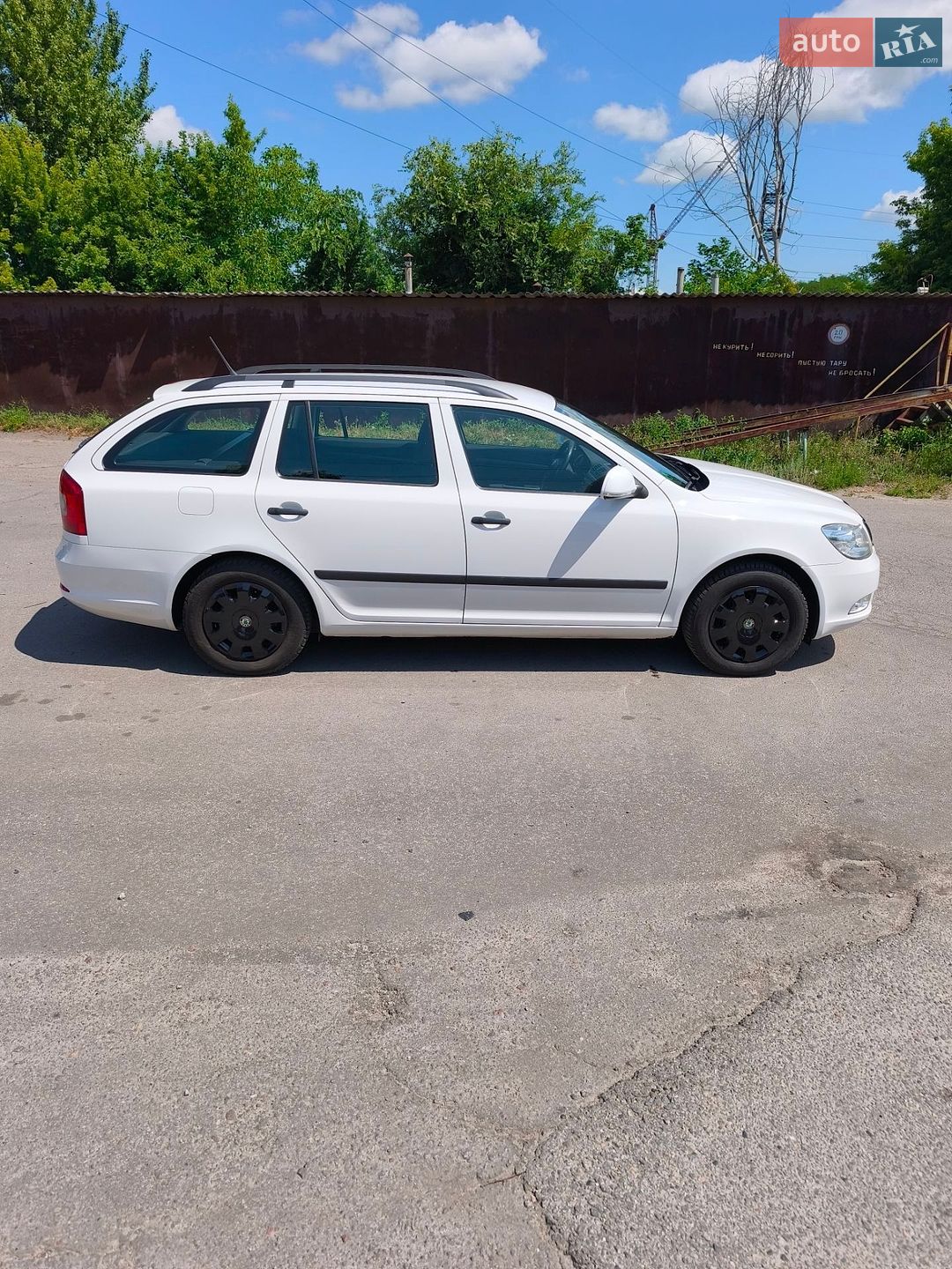 Skoda Octavia 2011 VIN TMBJA61Z5C2009982 фото оголошення 5 з 15