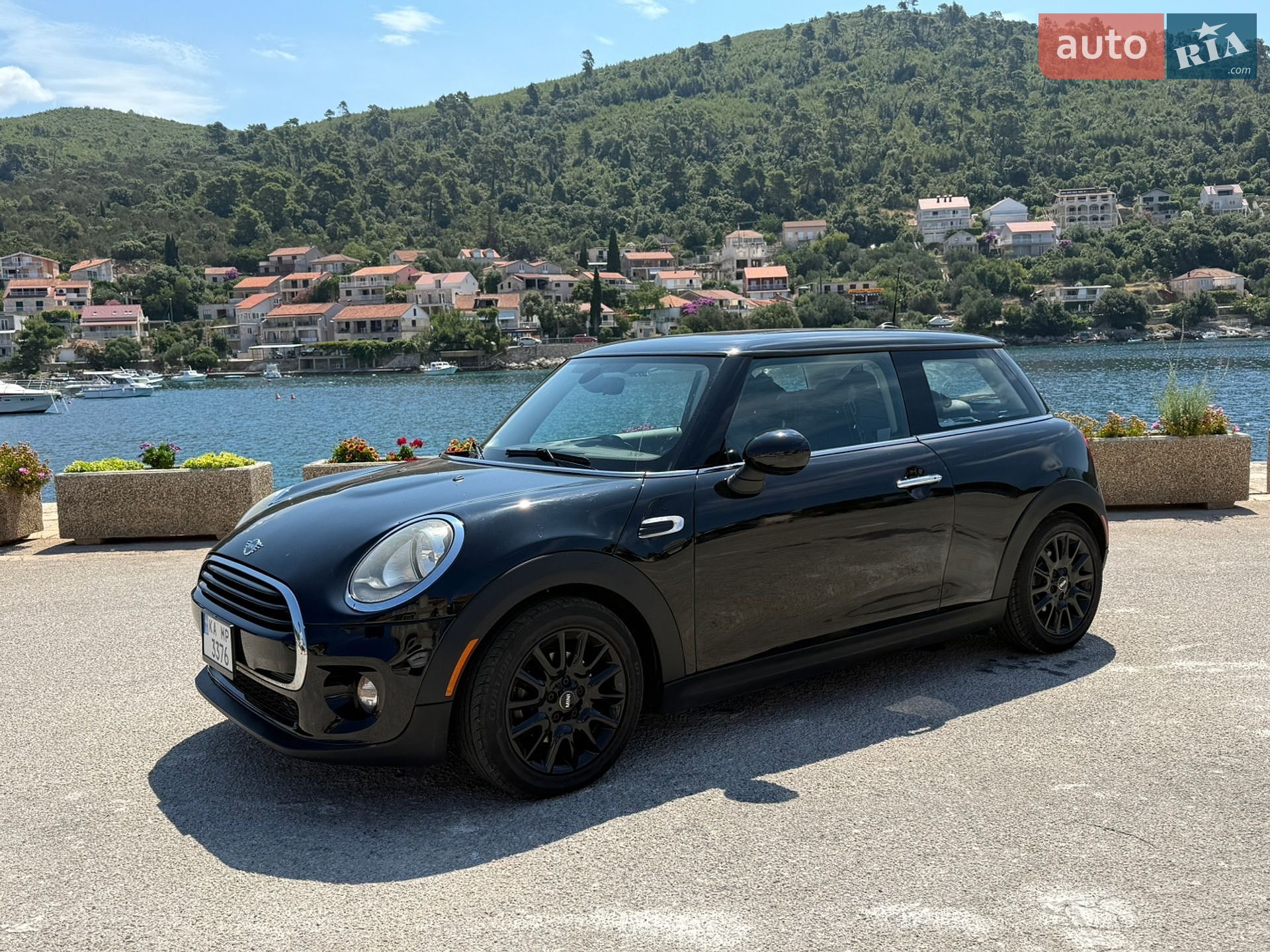 MINI Cooper 2019 VIN WMWXP5C58K2L07953 фото оголошення 9 з 22