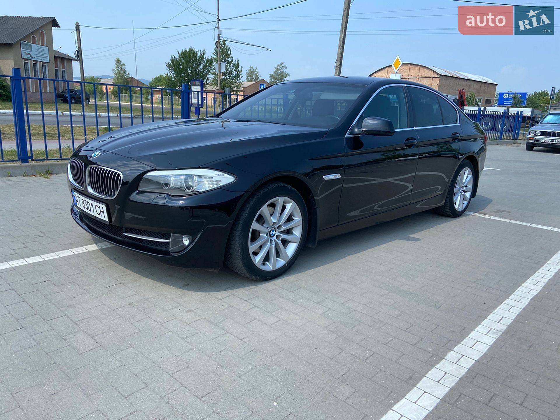 BMW 5 Series 2012 VIN WBAFW110X0C713173 фото оголошення 3 з 18