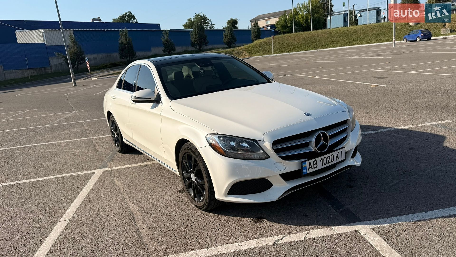 Mercedes-Benz C-Class 2015 VIN WDDWF4KB2GR135801 фото оголошення 2 з 16