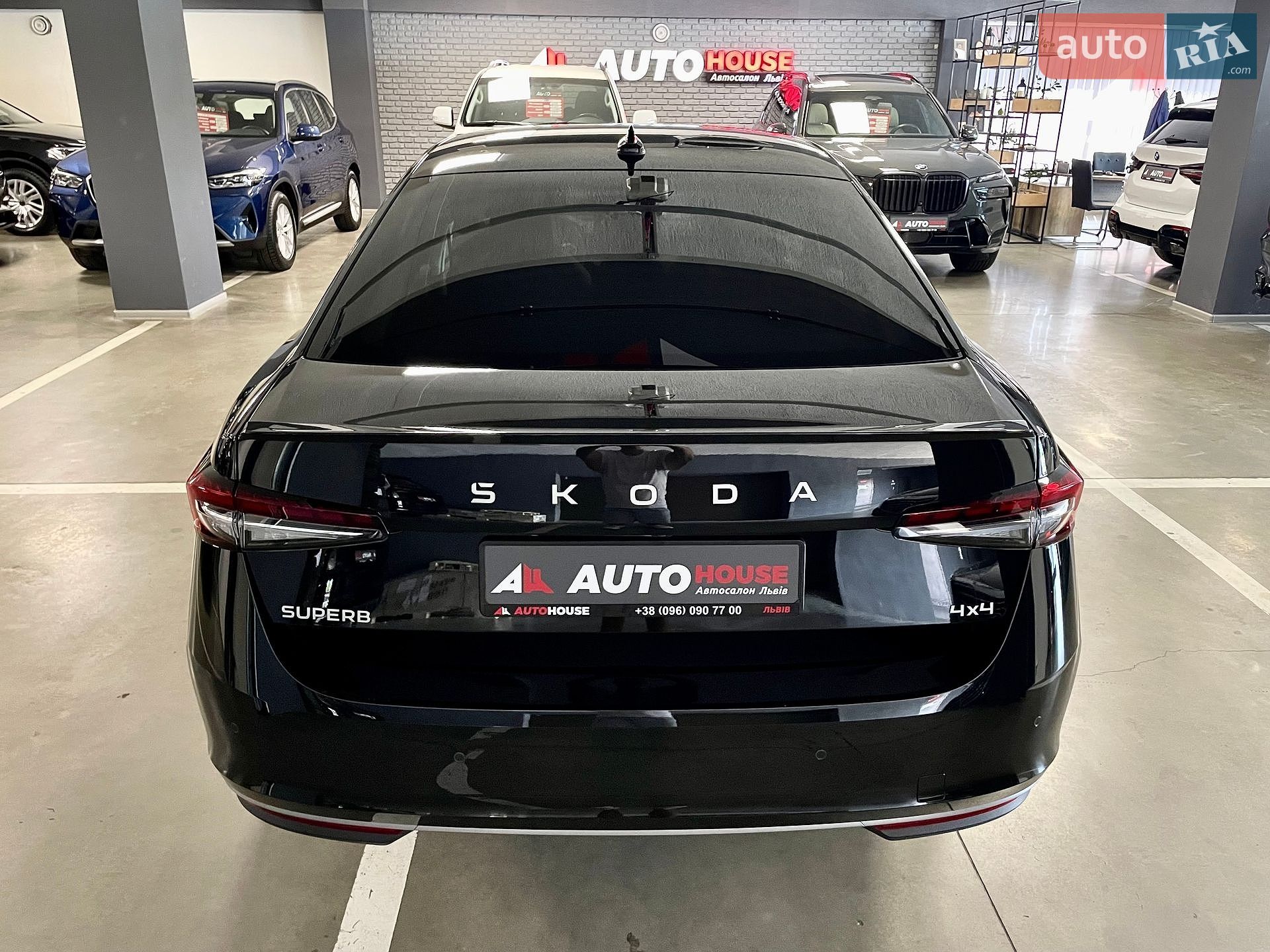 Skoda Superb 2025 VIN TMBCP0NZXSC041737 фото оголошення 12 з 70