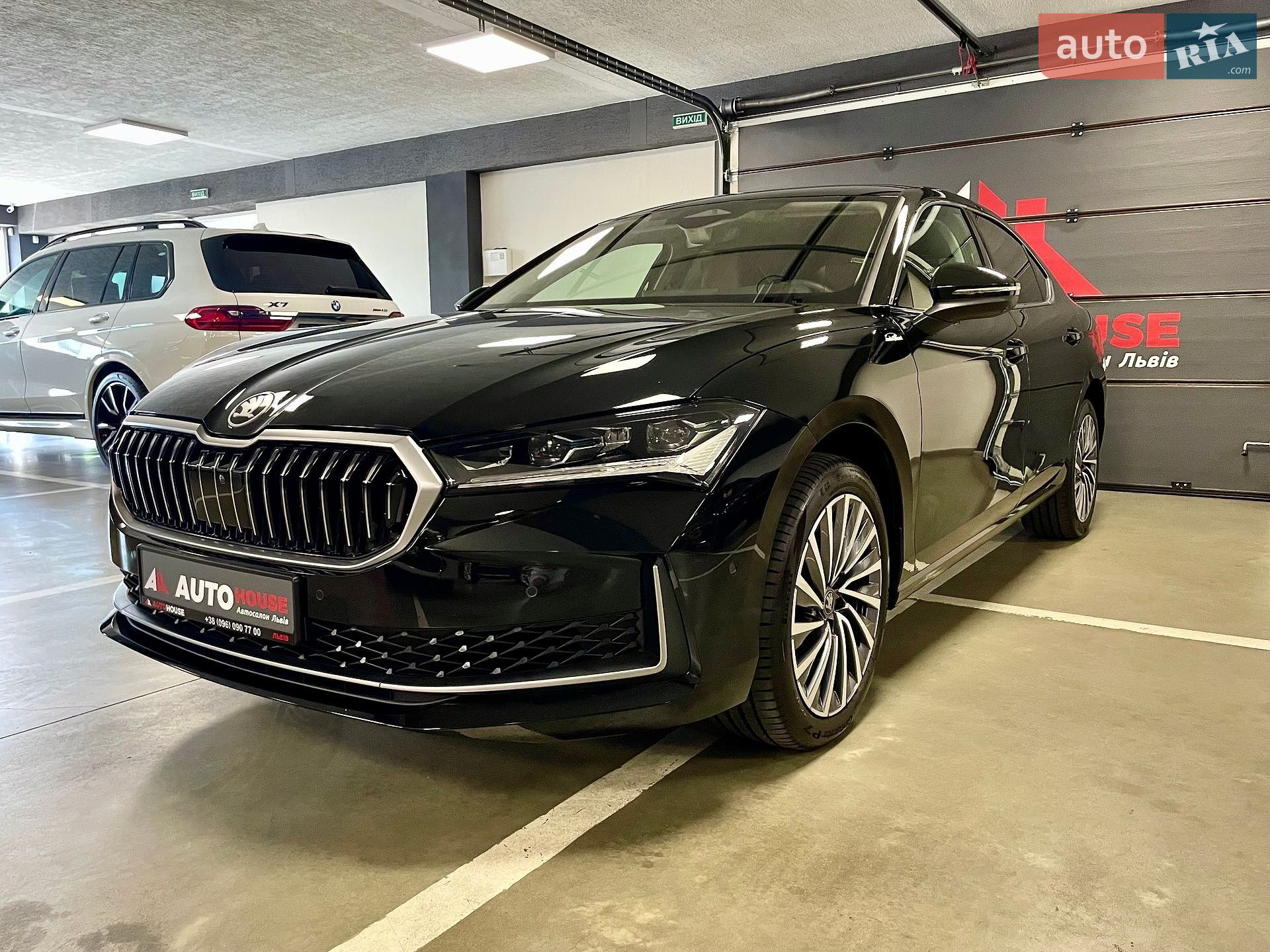 Skoda Superb 2025 VIN TMBCP0NZXSC041737 фото оголошення 8 з 70