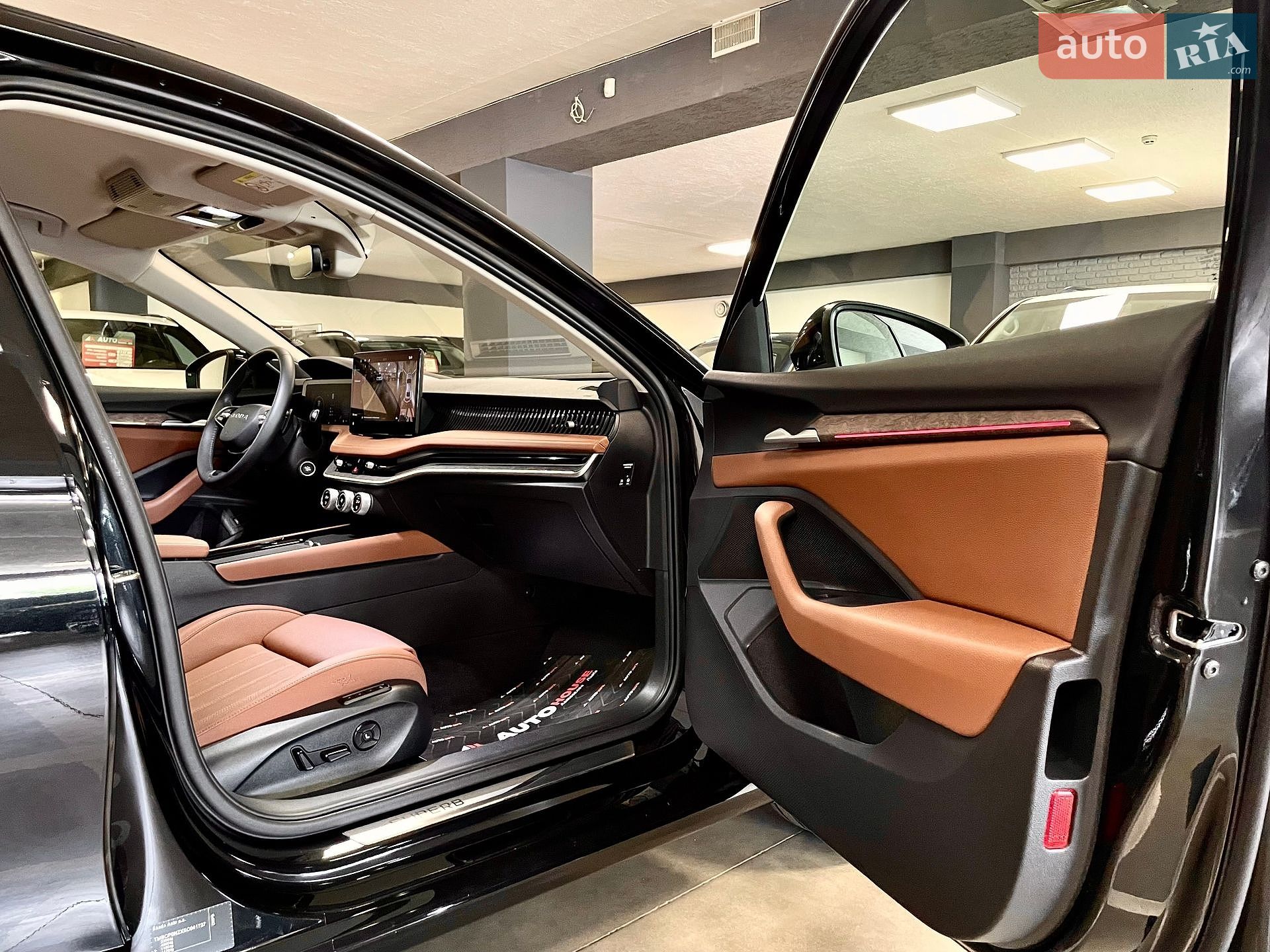 Skoda Superb 2025 VIN TMBCP0NZXSC041737 фото оголошення 46 з 70