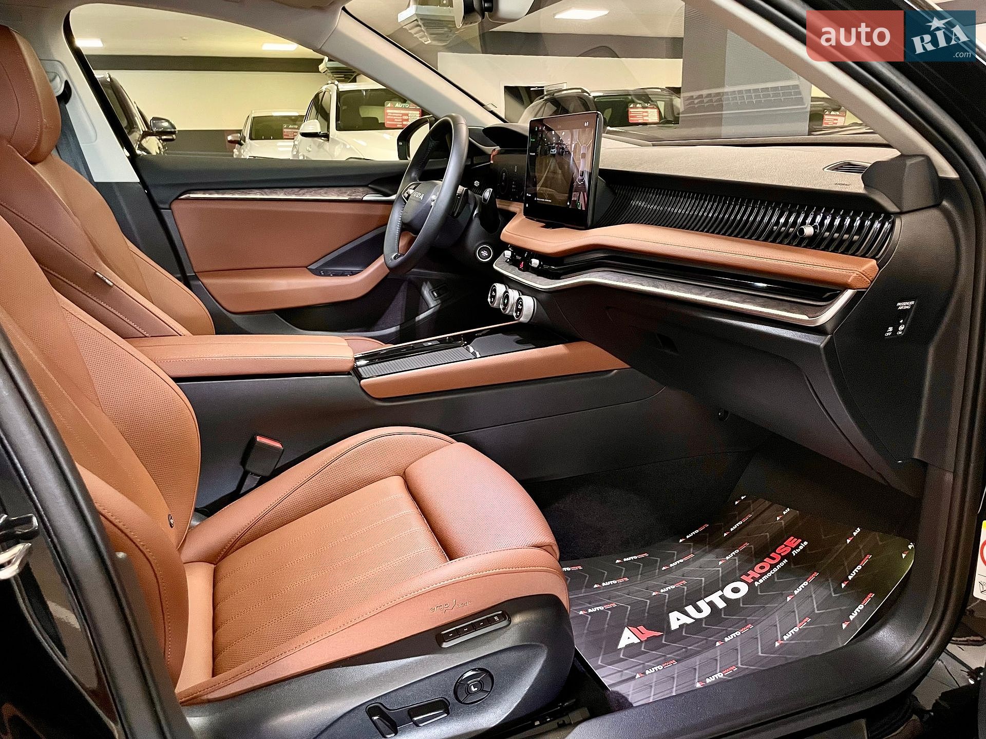 Skoda Superb 2025 VIN TMBCP0NZXSC041737 фото оголошення 48 з 70