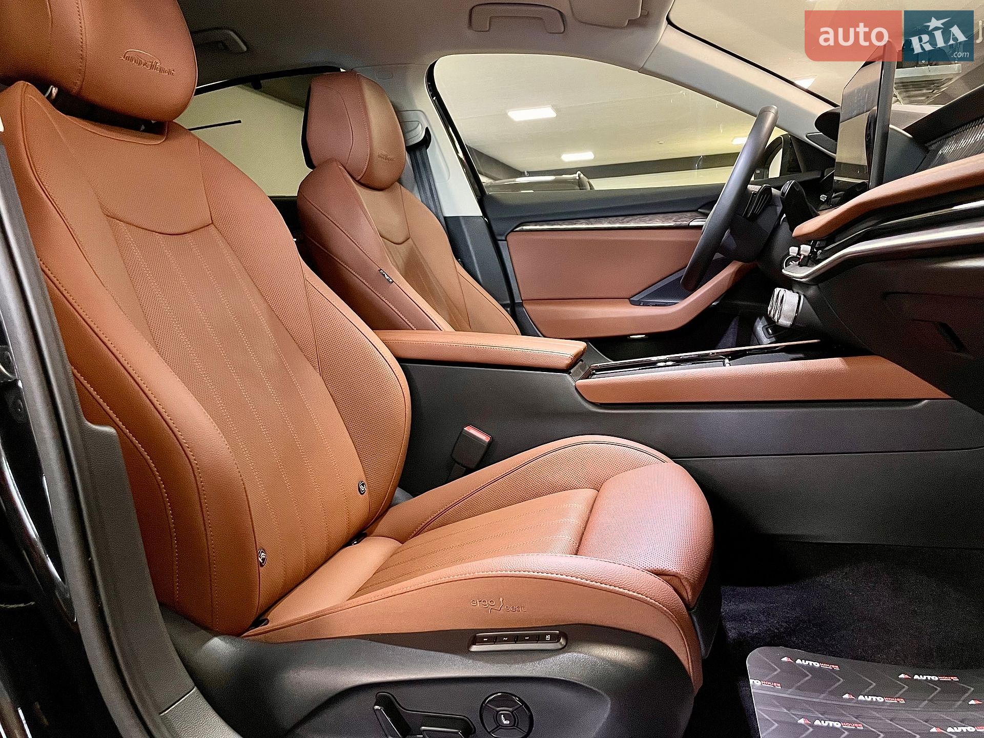 Skoda Superb 2025 VIN TMBCP0NZXSC041737 фото оголошення 50 з 70