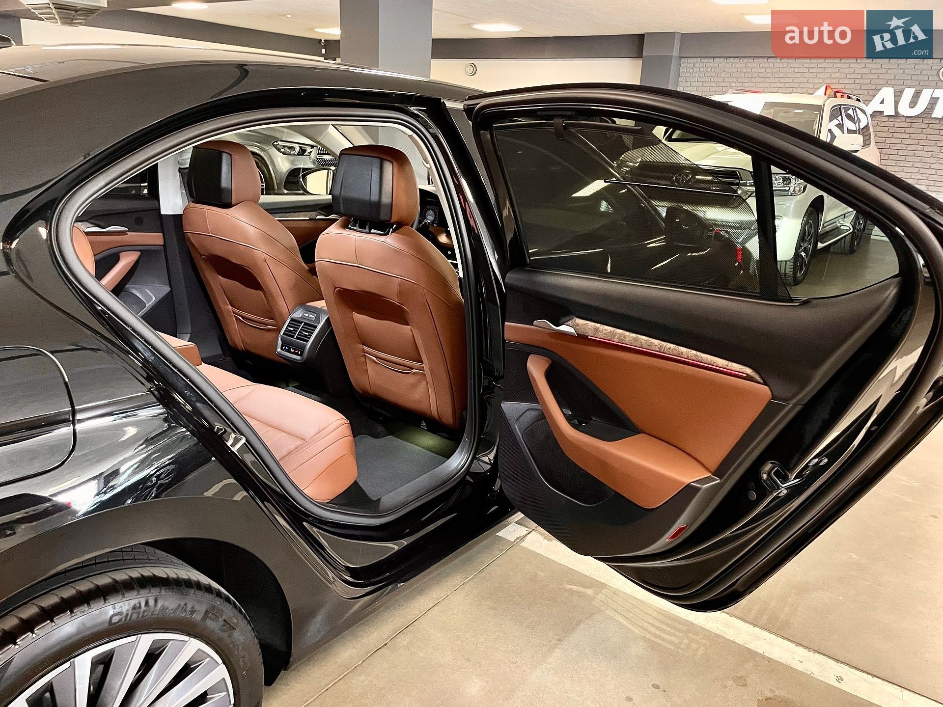 Skoda Superb 2025 VIN TMBCP0NZXSC041737 фото оголошення 52 з 70