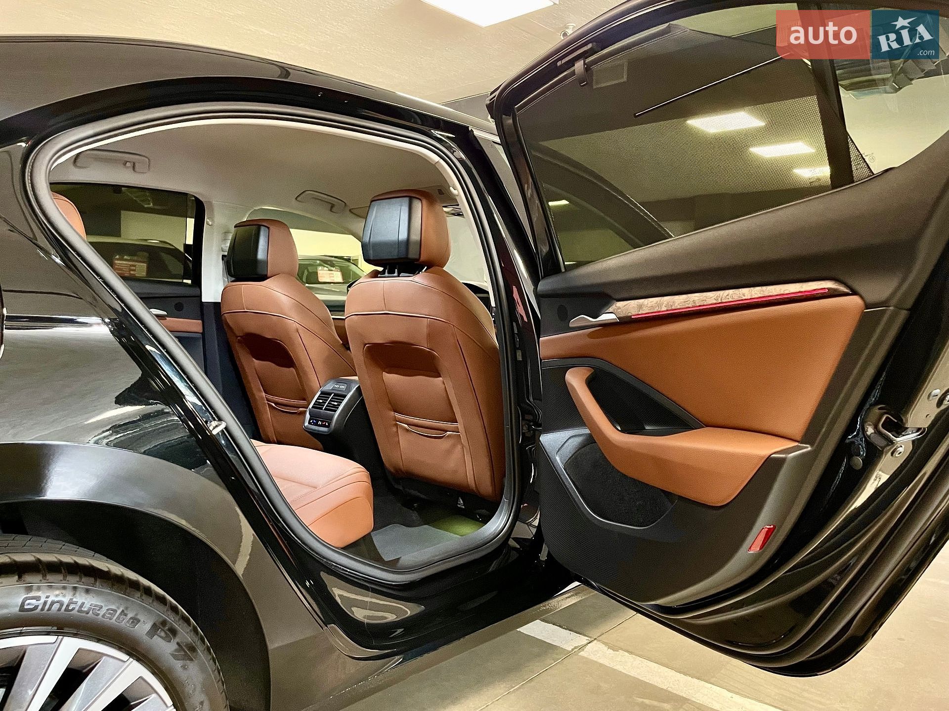 Skoda Superb 2025 VIN TMBCP0NZXSC041737 фото оголошення 53 з 70
