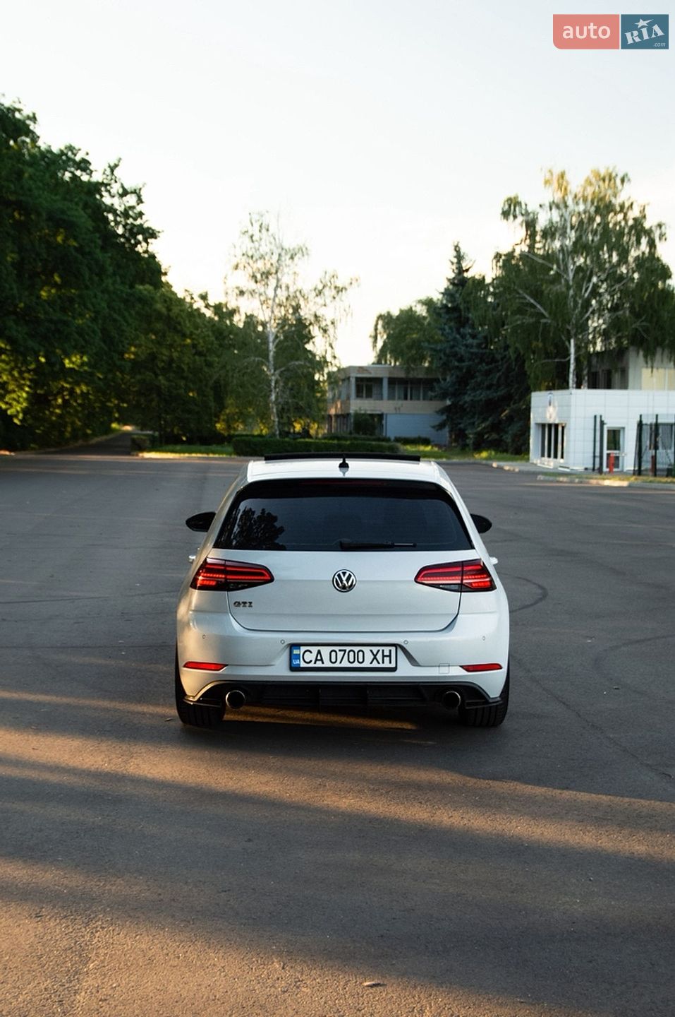 Volkswagen Golf GTI 2017 VIN 3VW447AU9JM262305 фото оголошення 7 з 11