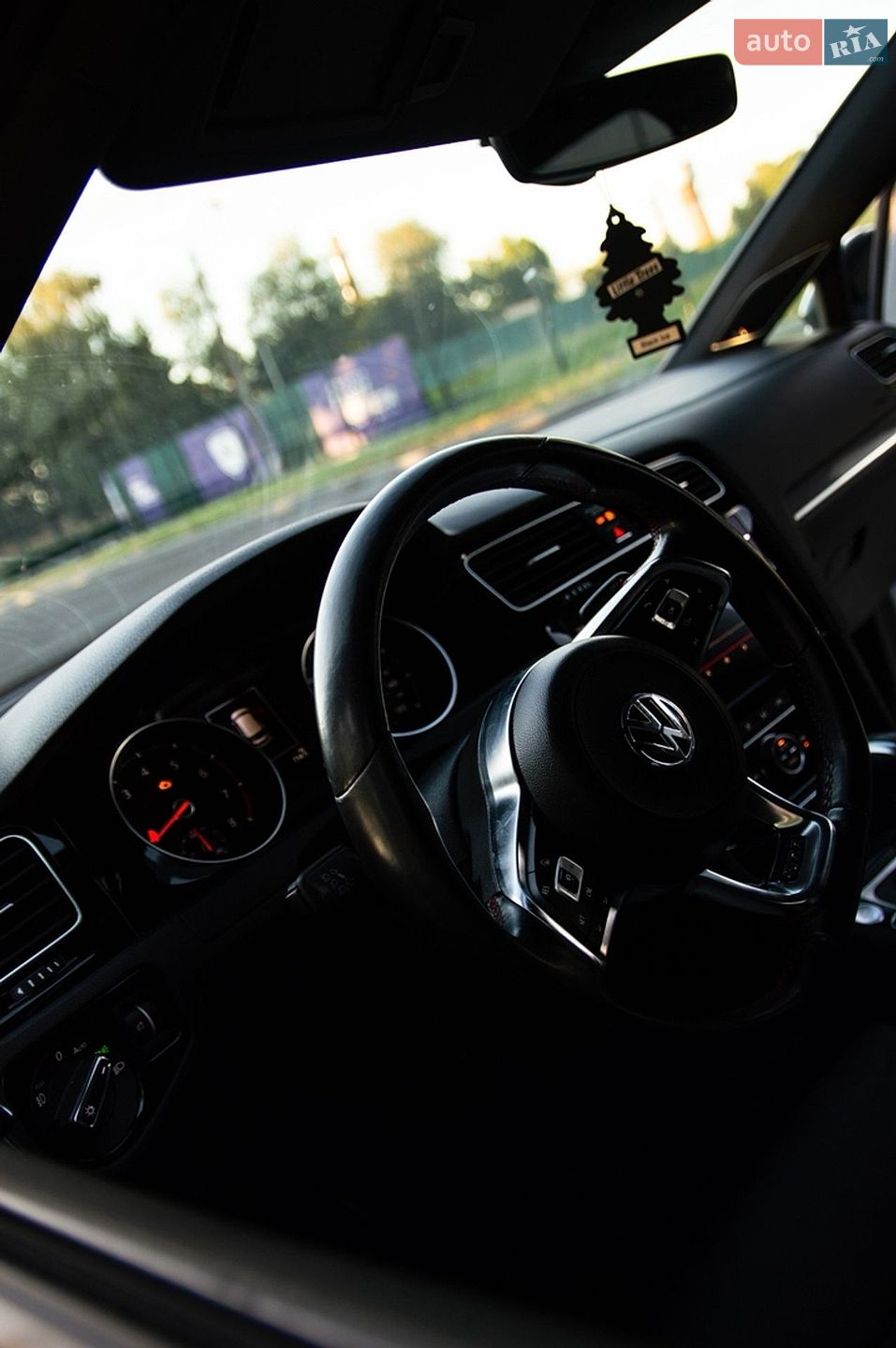Volkswagen Golf GTI 2017 VIN 3VW447AU9JM262305 фото оголошення 11 з 11