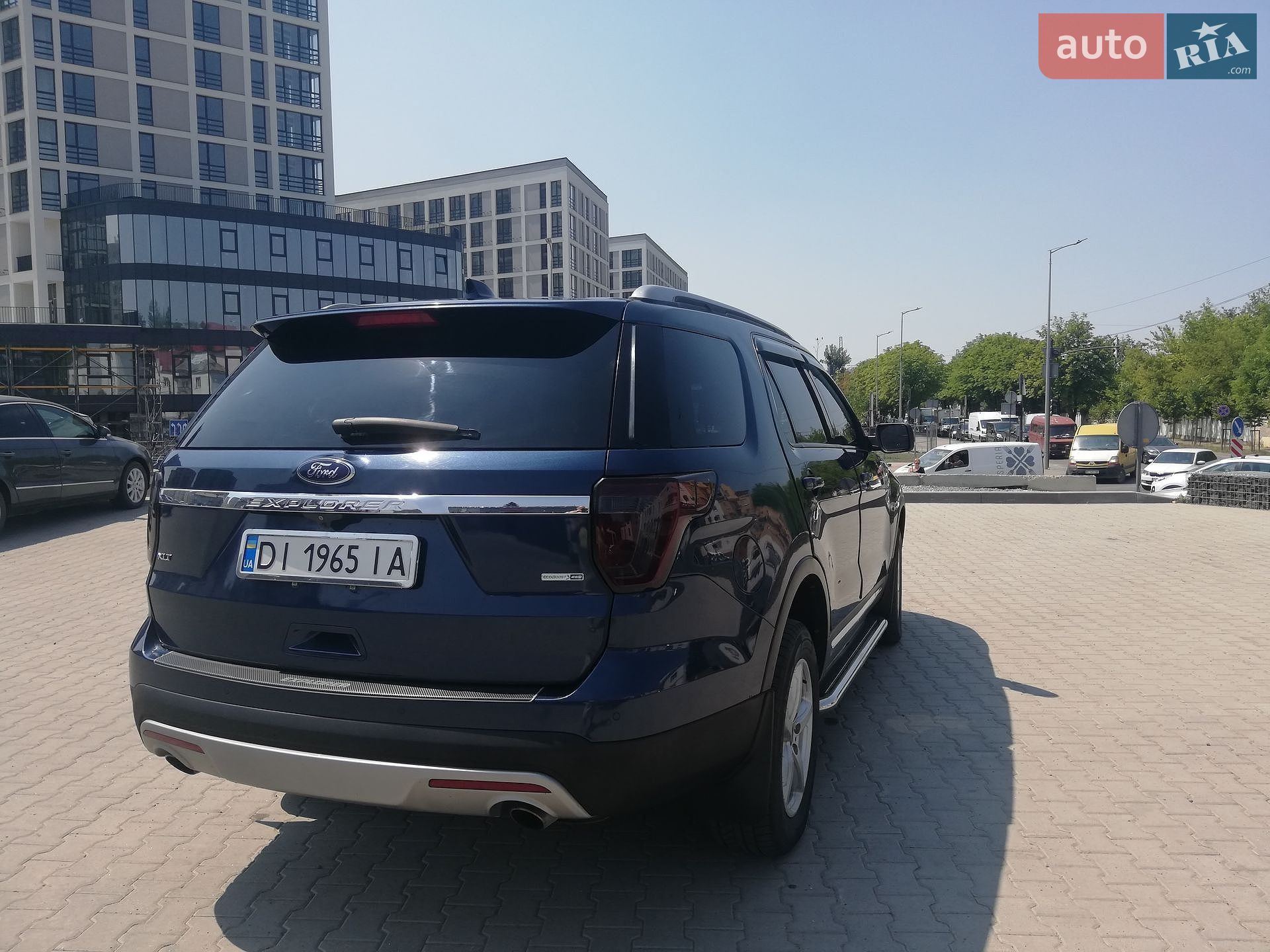 Ford Explorer 2015 VIN 1FM5K8DH8GGB16588 фото оголошення 10 з 20