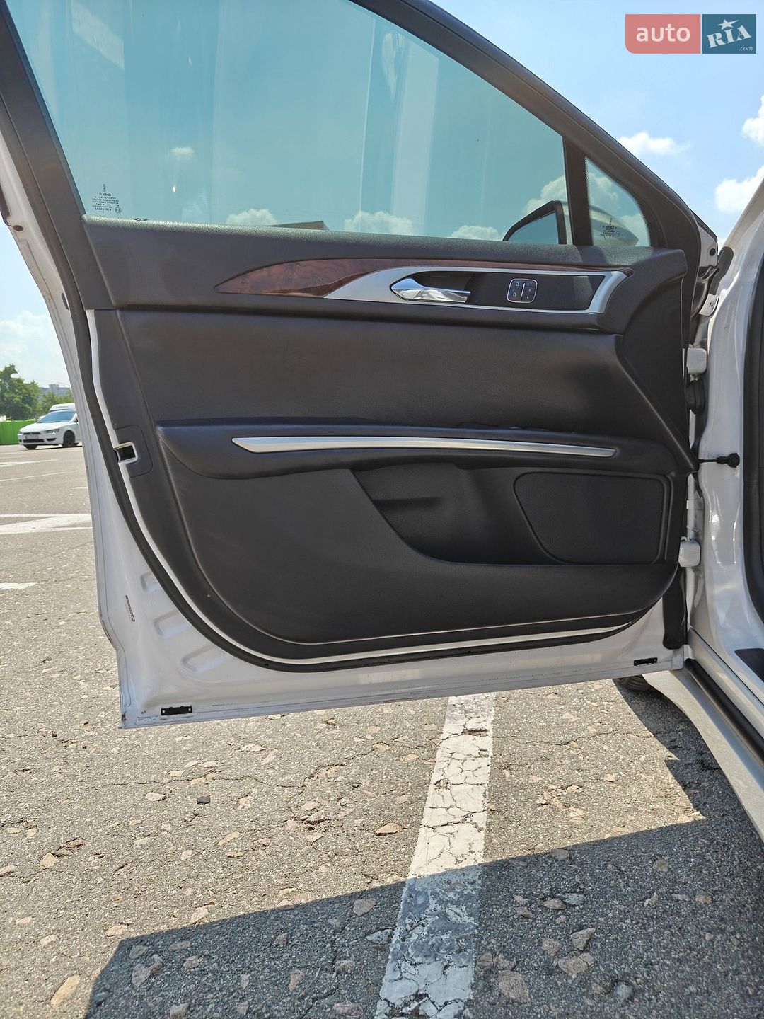 Lincoln MKZ 2014 VIN 3LN6L2LU1ER819257 фото оголошення 19 з 39