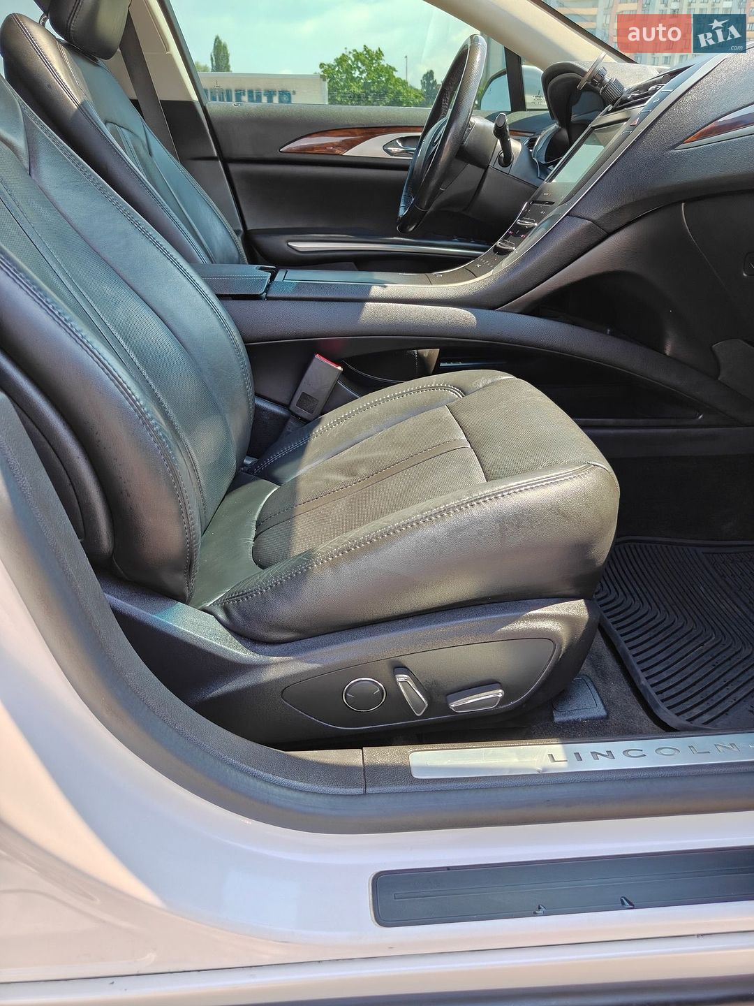 Lincoln MKZ 2014 VIN 3LN6L2LU1ER819257 фото оголошення 33 з 39