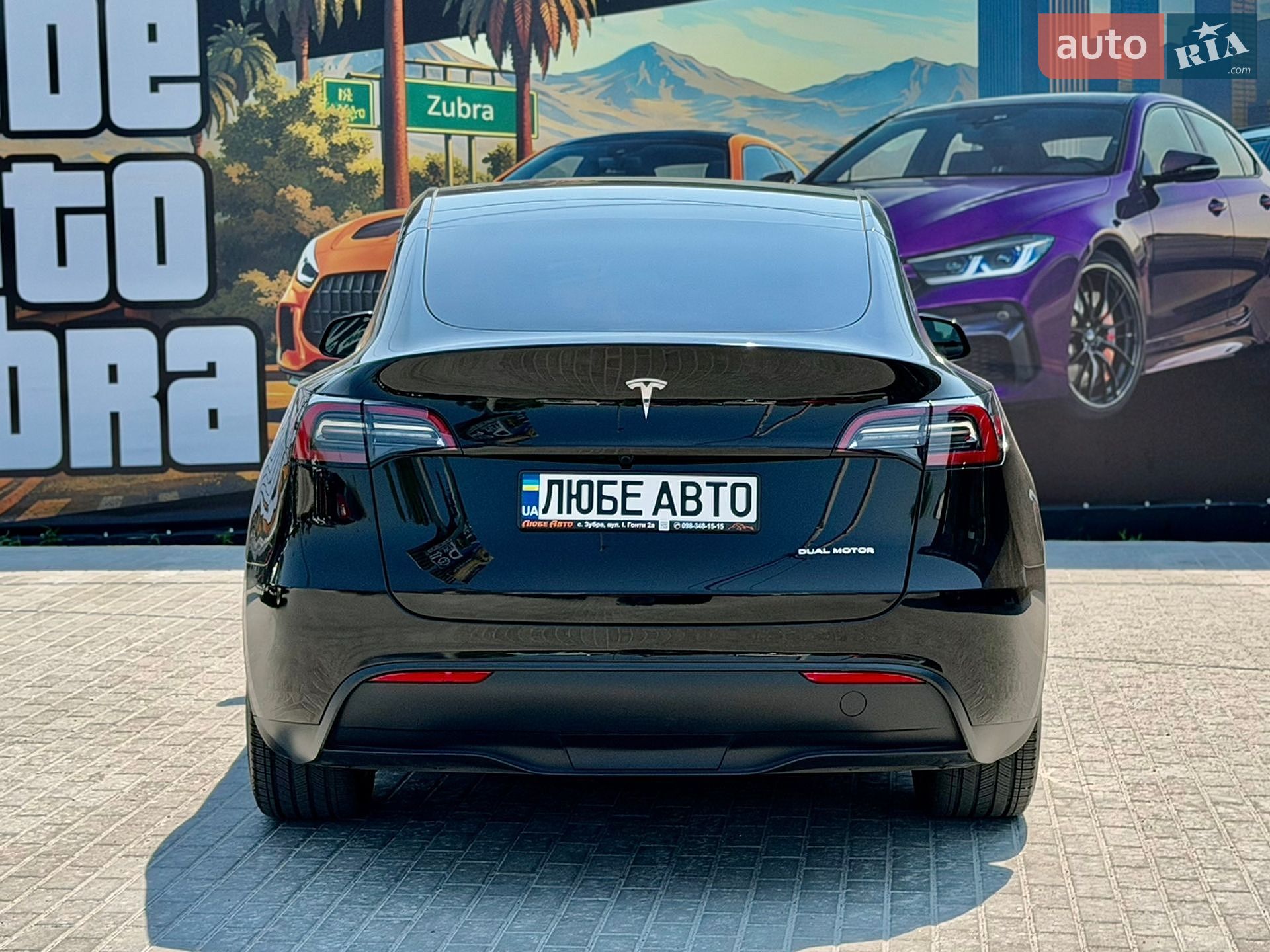 Tesla Model Y 2024 VIN 7SAYGAEE7SF245152 фото оголошення 11 з 35