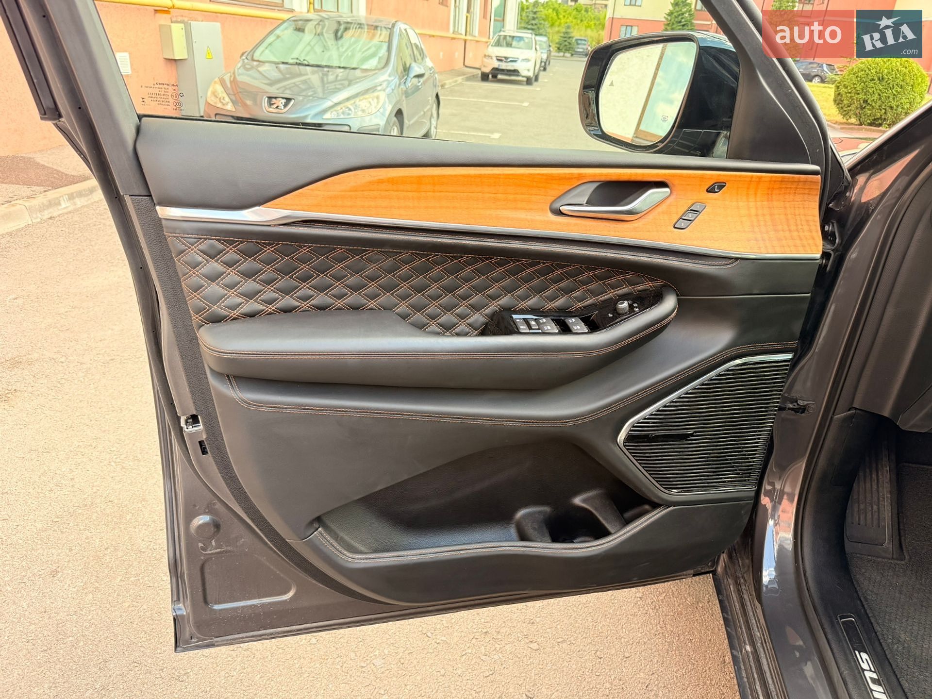 Jeep Grand Cherokee 2024 VIN 1C4RJKEG8R8515722 фото оголошення 14 з 27