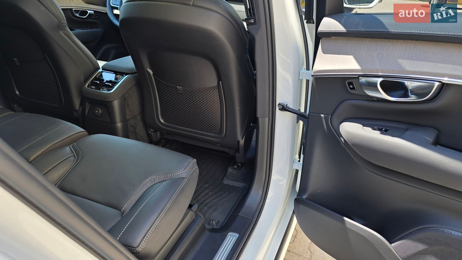 Volvo XC90 2025 VIN YV4H60PG9S1372709 фото оголошення 30 з 89