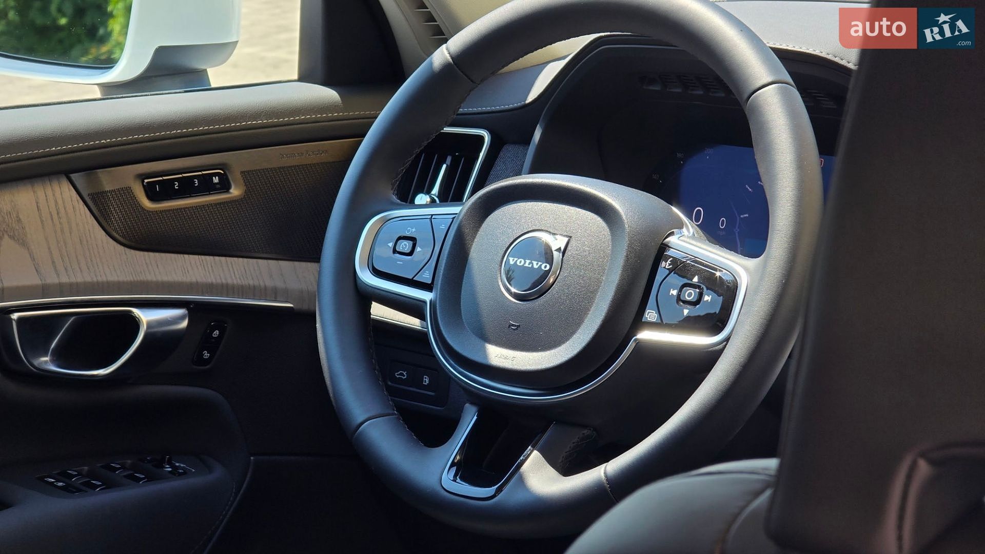 Volvo XC90 2025 VIN YV4H60PG9S1372709 фото оголошення 39 з 89