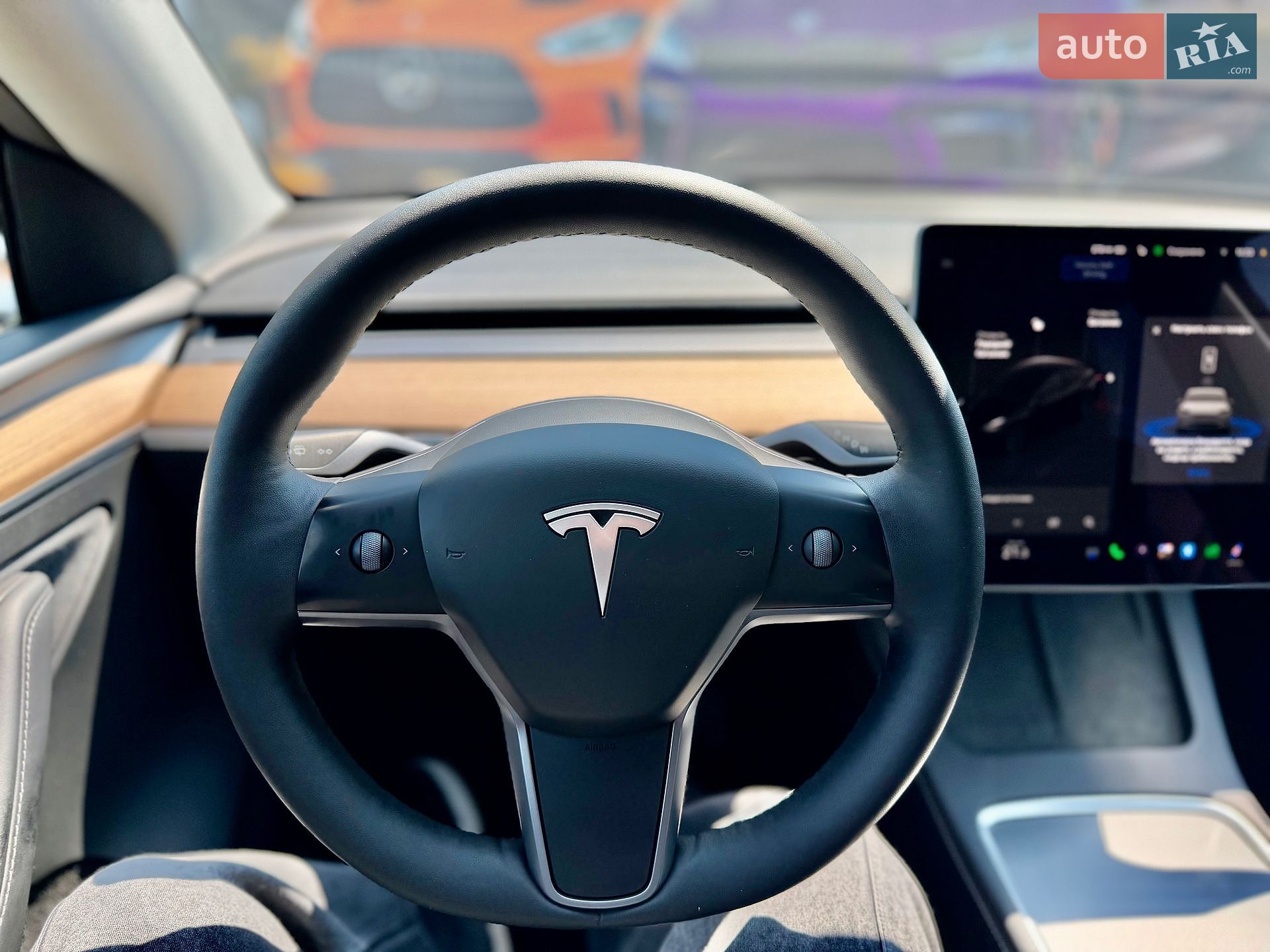 Tesla Model Y 2024 VIN 7SAYGAEE7SF245152 фото оголошення 25 з 35