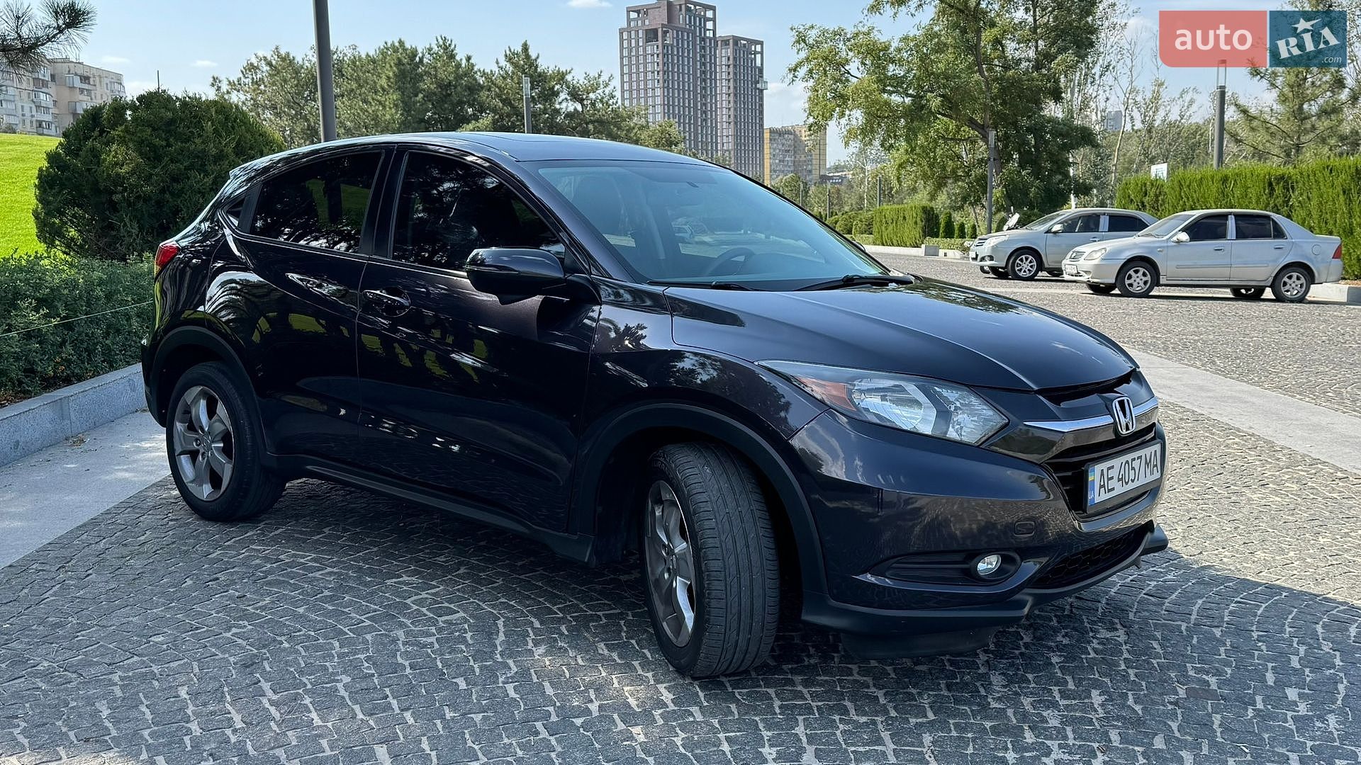 Honda HR-V 2017 VIN 3CZRU6H56HM720260 фото оголошення 4 з 17