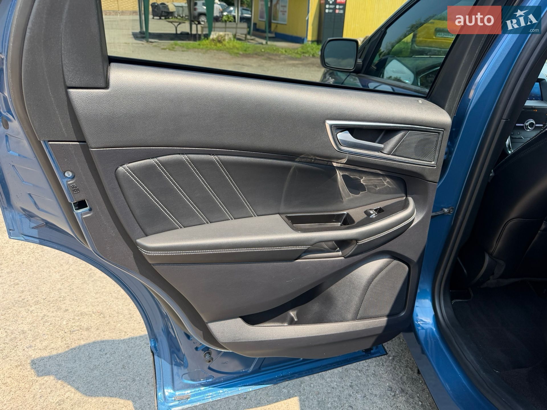 Ford Edge 2019 VIN 2FMPK4AP9LBA01528 фото оголошення 17 з 35
