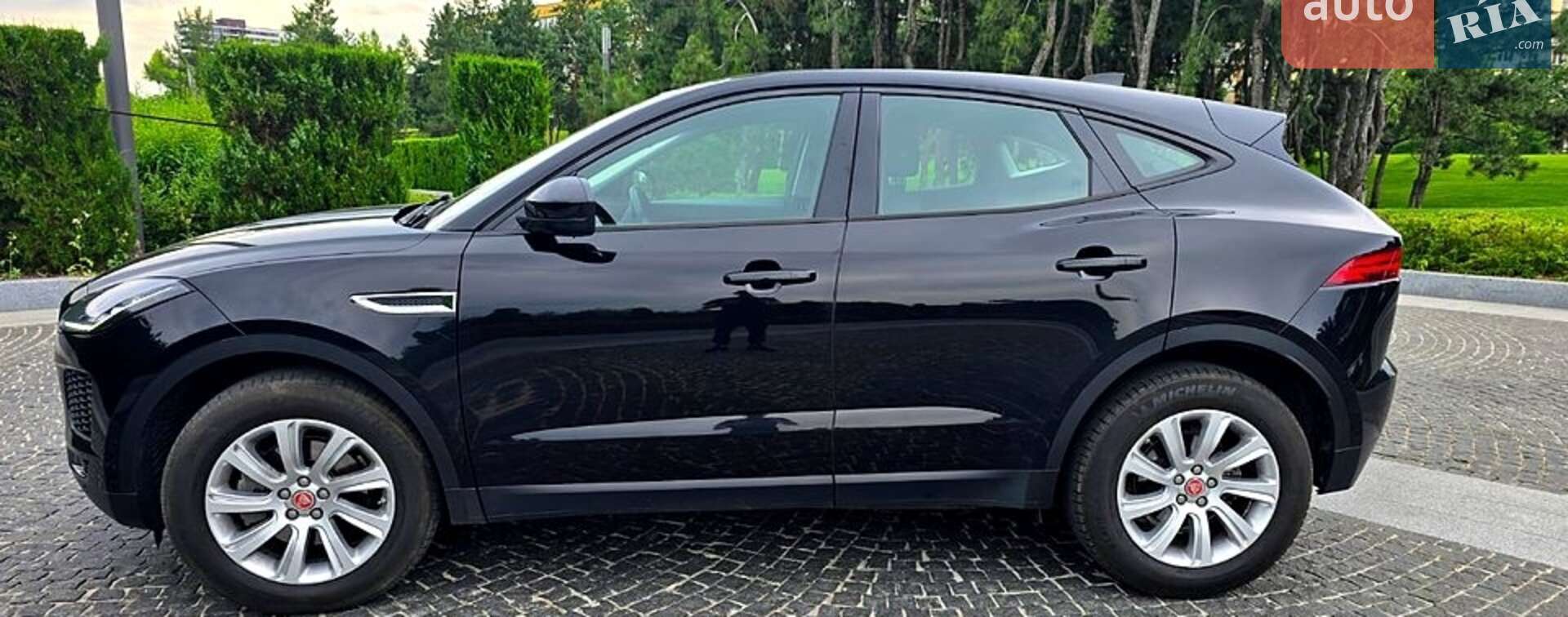 Jaguar E-Pace 2019 VIN SADFA2BN9L1Z82688 фото оголошення 12 з 18