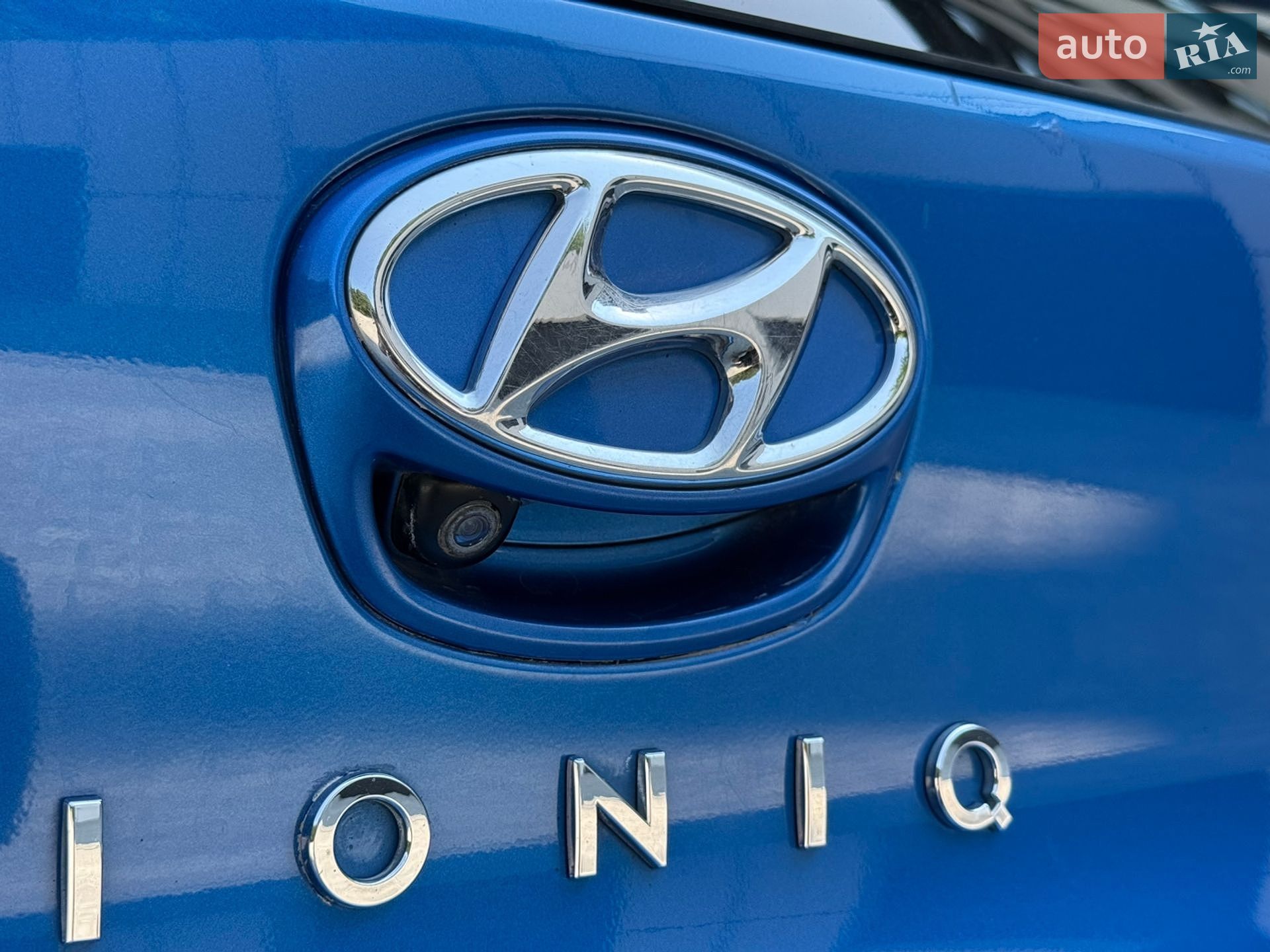 Hyundai Ioniq 2016 VIN KMHC851HFHU002142 фото оголошення 10 з 72