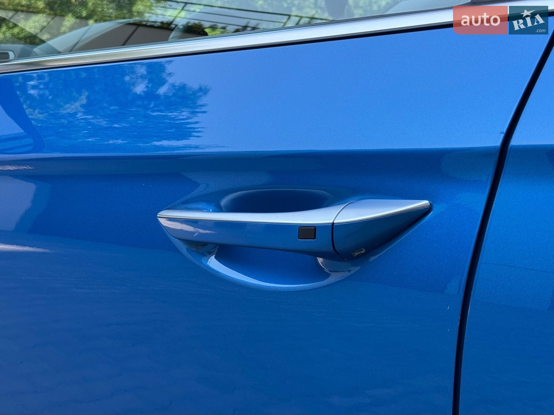 Hyundai Ioniq 2016 VIN KMHC851HFHU002142 фото оголошення 16 з 72