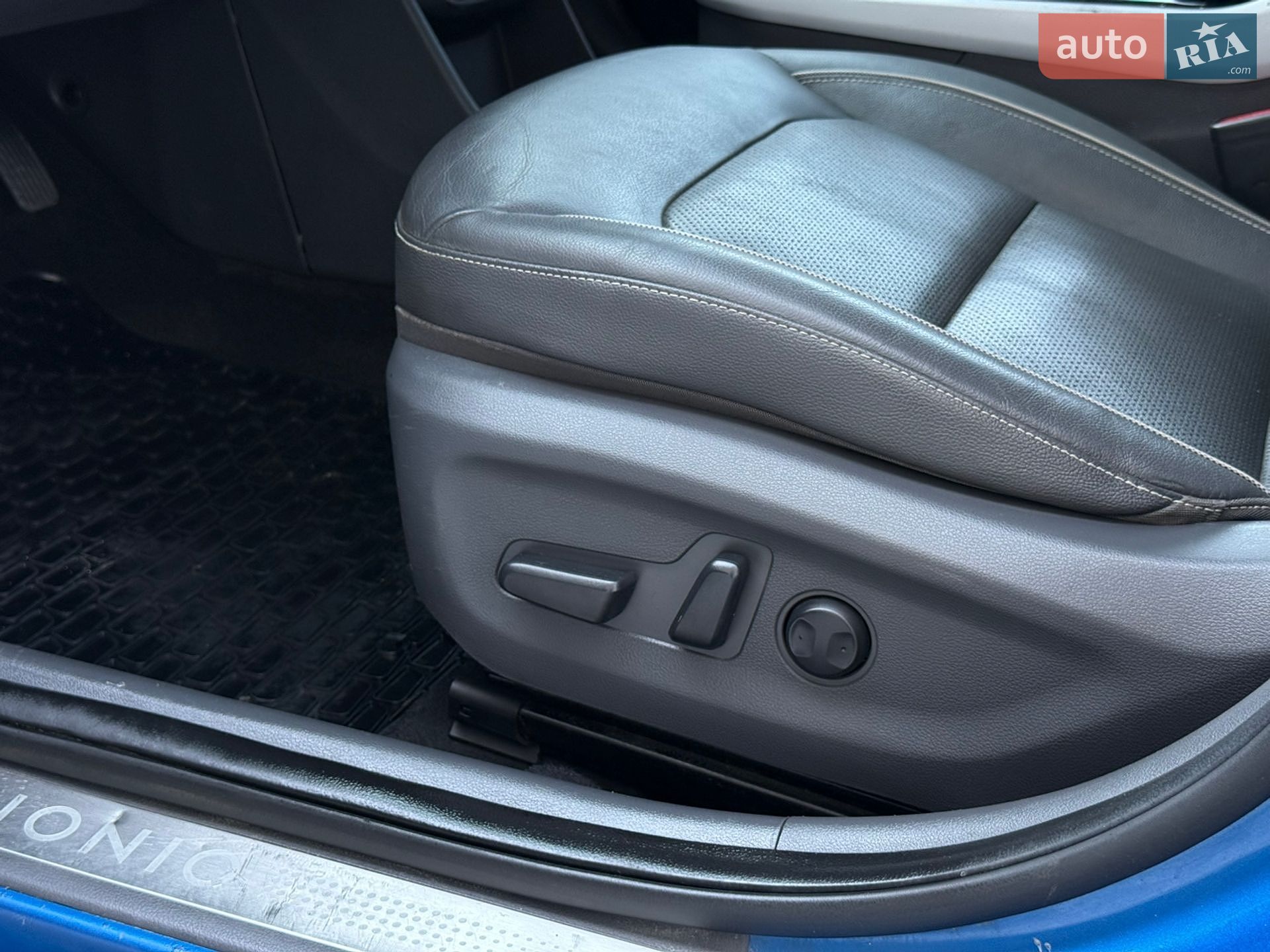 Hyundai Ioniq 2016 VIN KMHC851HFHU002142 фото оголошення 23 з 72