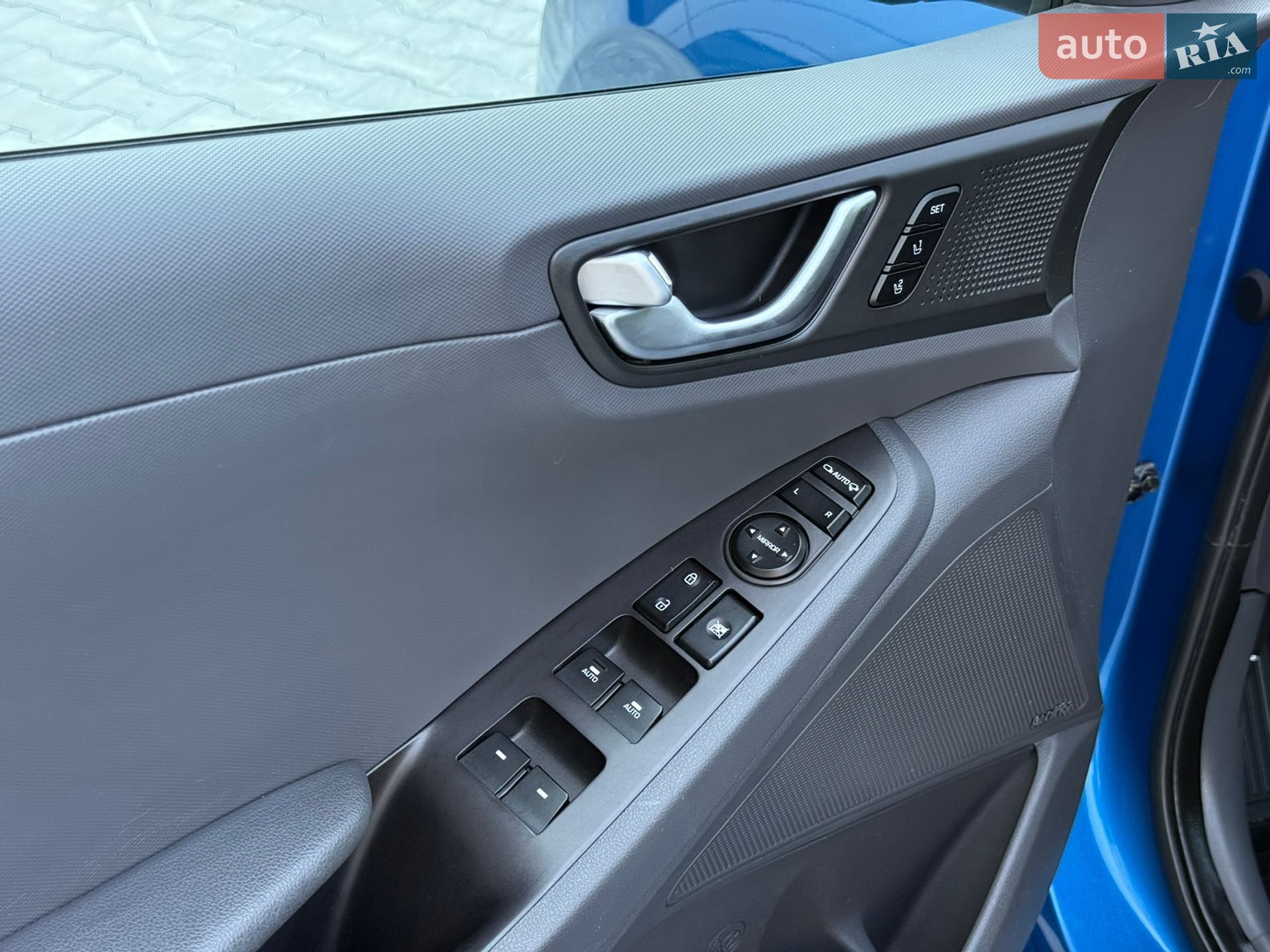 Hyundai Ioniq 2016 VIN KMHC851HFHU002142 фото оголошення 25 з 72