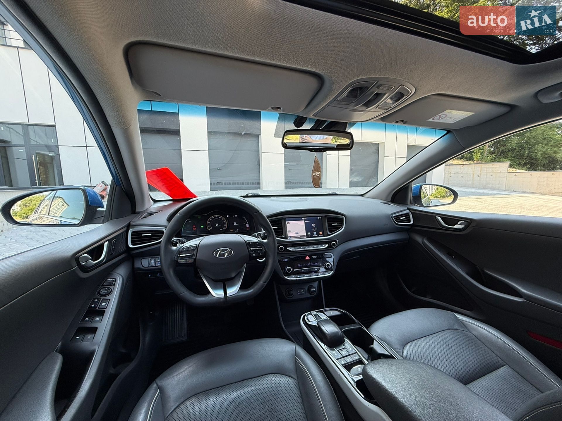 Hyundai Ioniq 2016 VIN KMHC851HFHU002142 фото оголошення 45 з 72