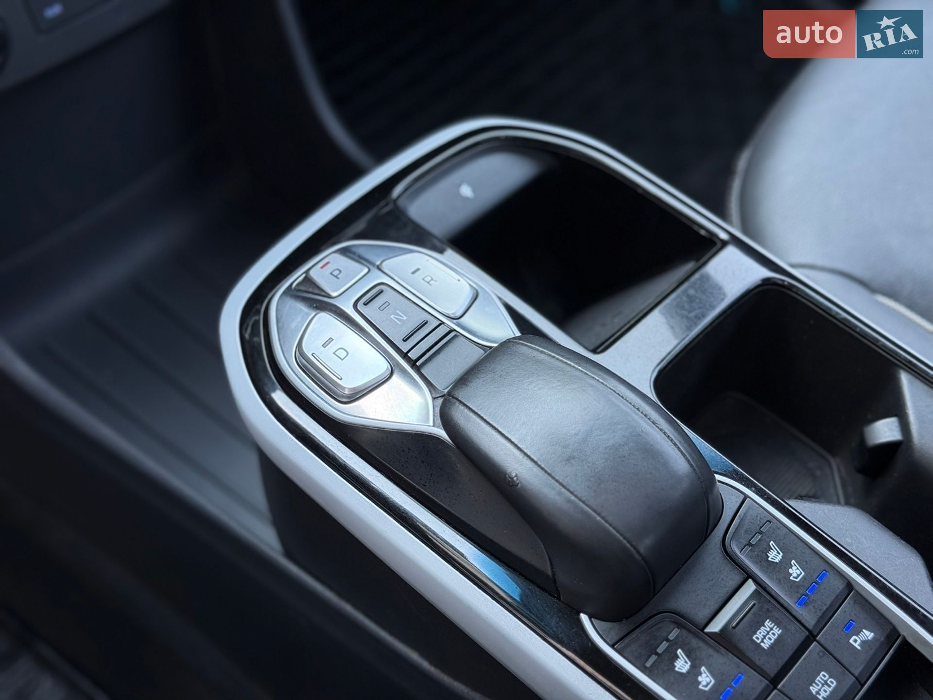 Hyundai Ioniq 2016 VIN KMHC851HFHU002142 фото оголошення 54 з 72