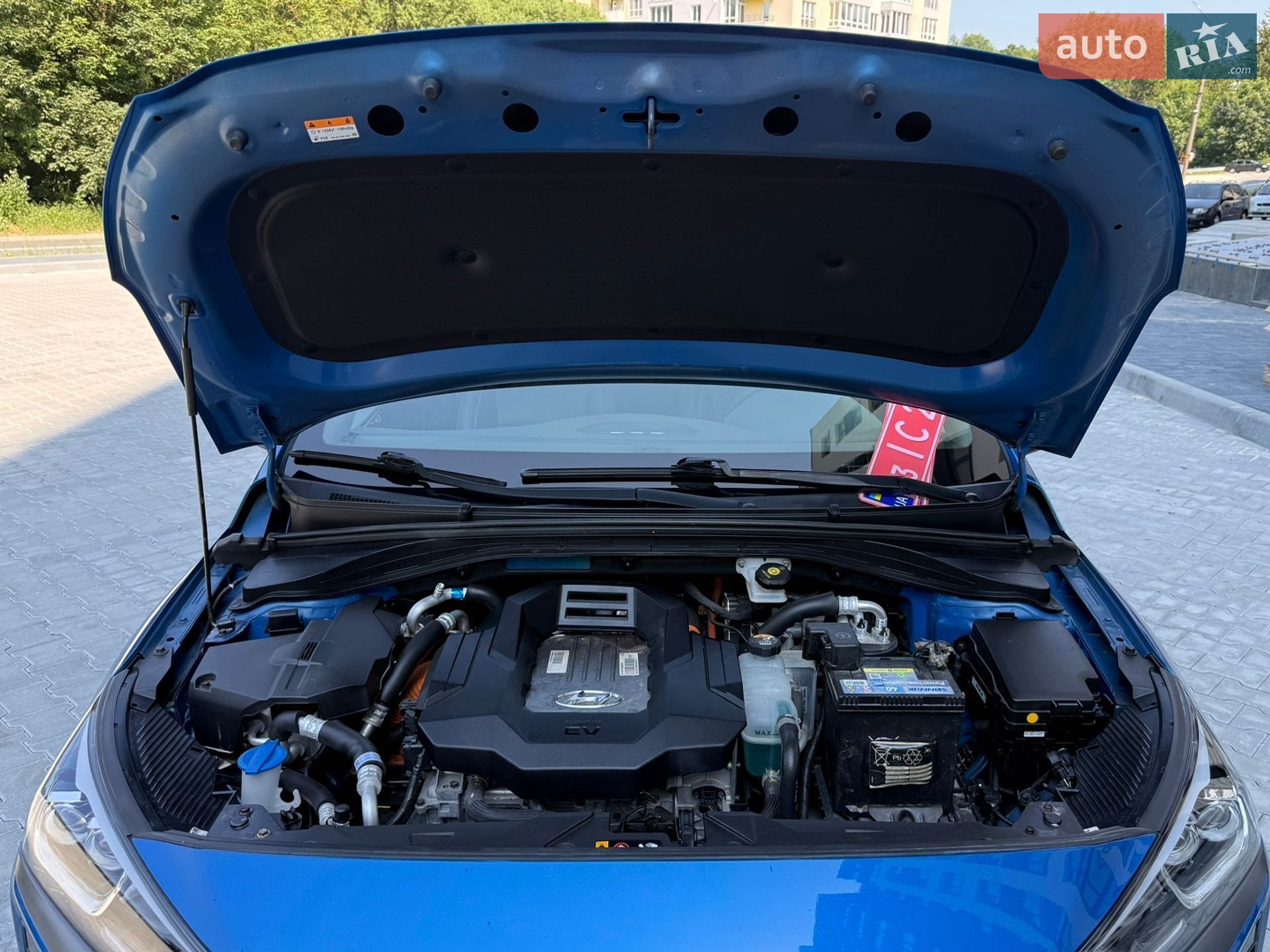 Hyundai Ioniq 2016 VIN KMHC851HFHU002142 фото оголошення 70 з 72
