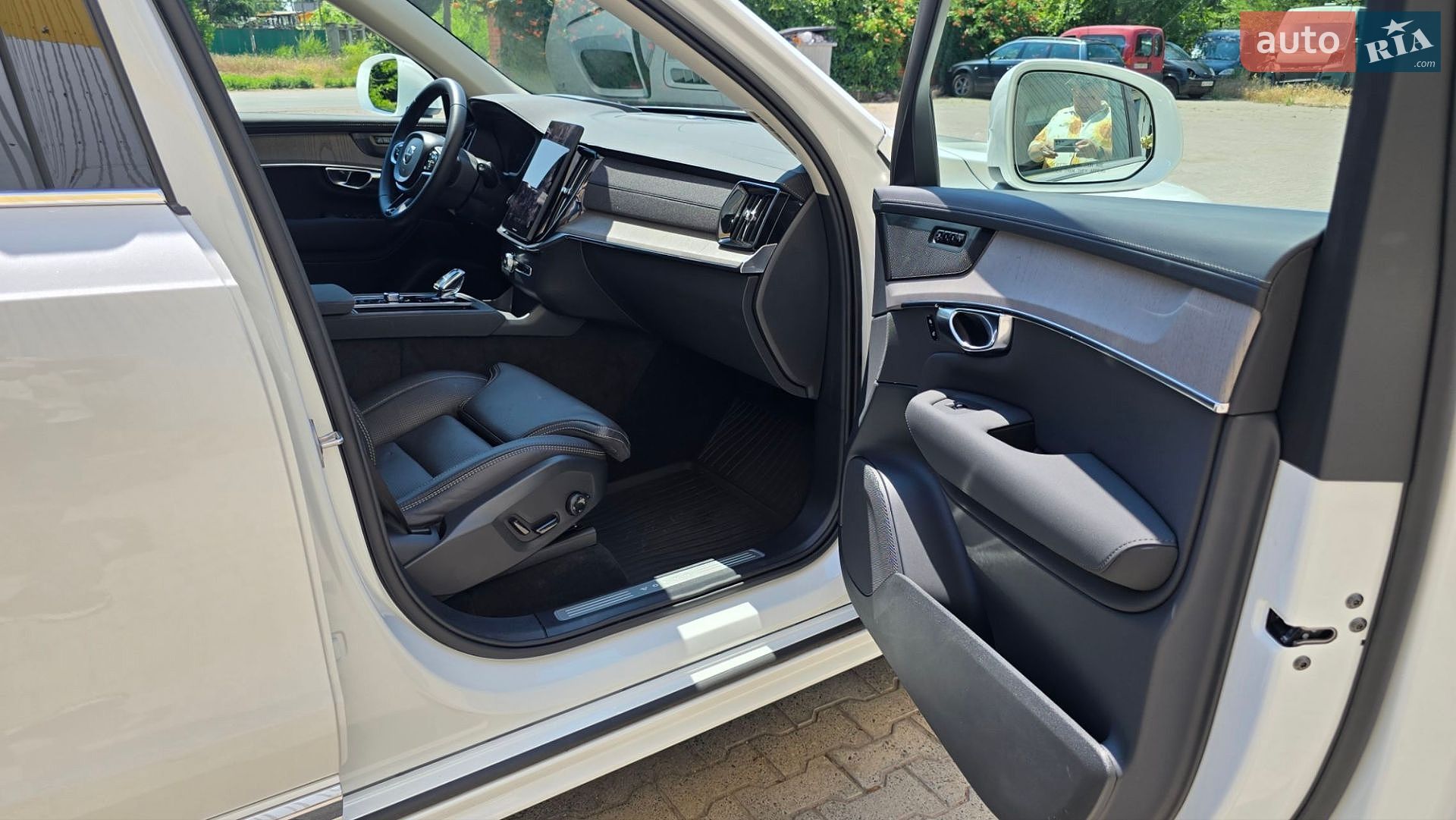 Volvo XC90 2025 VIN YV4H60PG9S1372709 фото оголошення 9 з 89