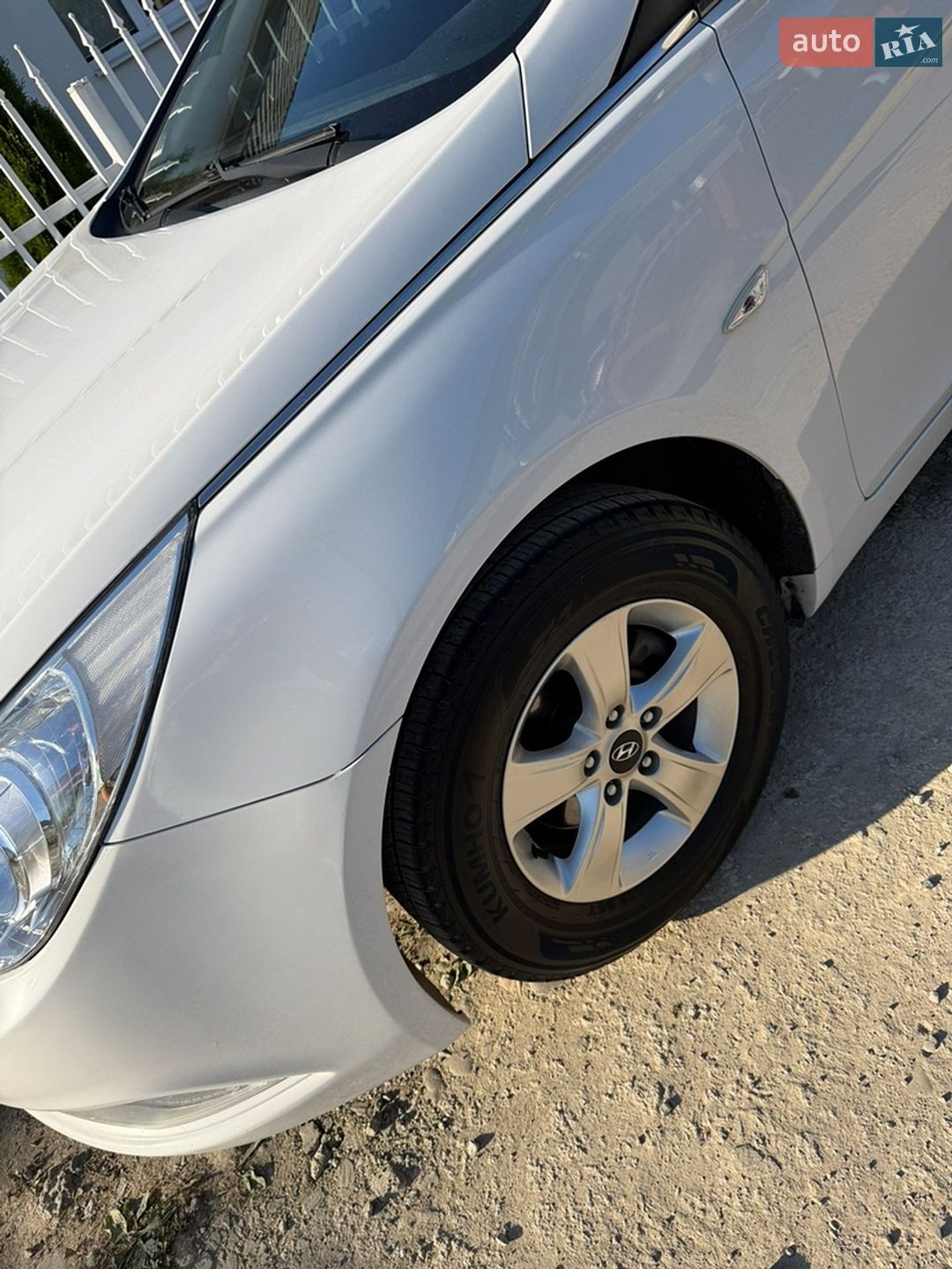 Hyundai Sonata 2013 VIN KMHEC41LBEA587159 фото оголошення 2 з 14