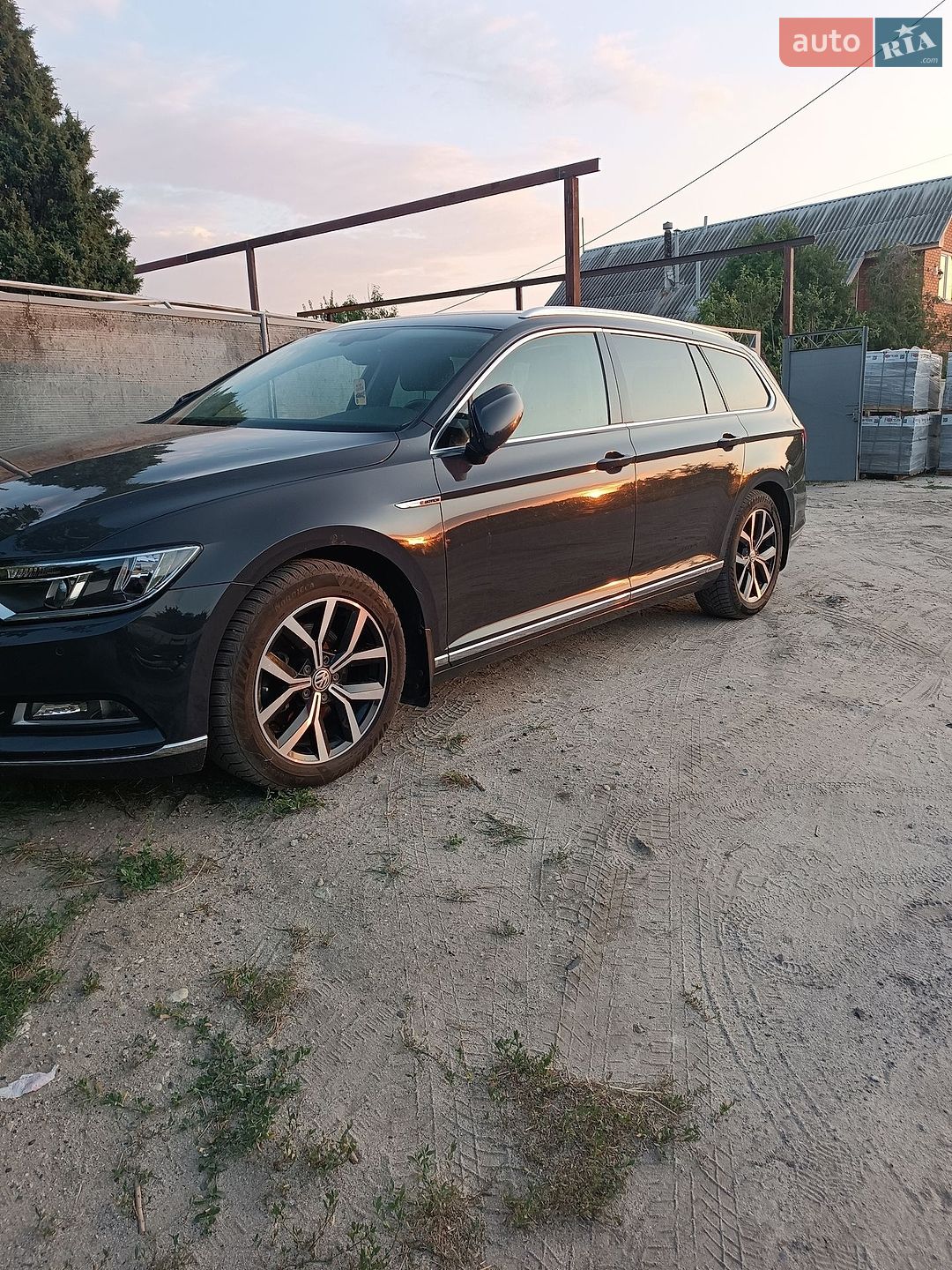 Volkswagen Passat 2016 VIN WVWZZZ3CZHP001340 фото оголошення 4 з 23