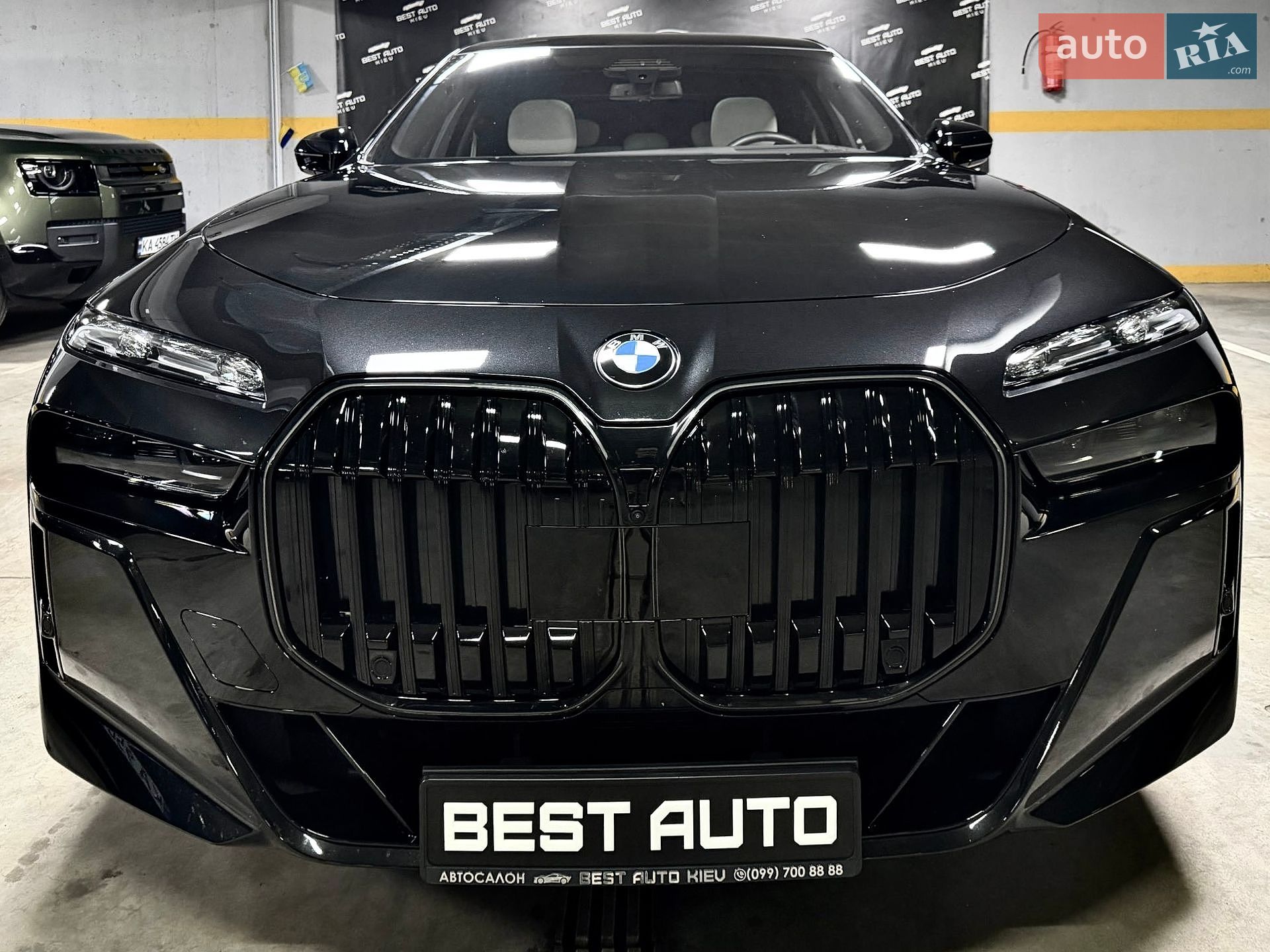 BMW 7 Series 2025 VIN WBA21EJ040CW21805 фото оголошення 2 з 108