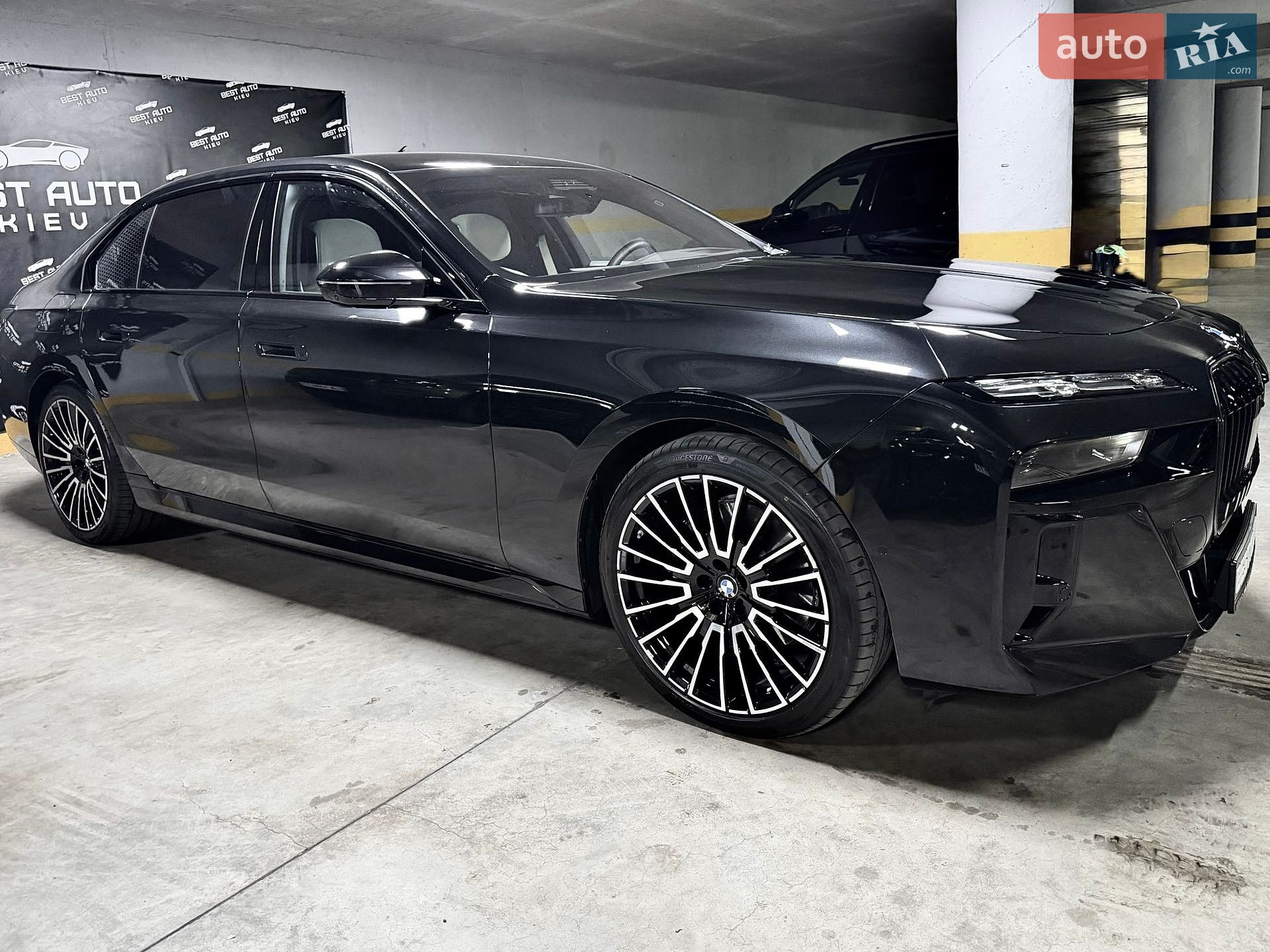 BMW 7 Series 2025 VIN WBA21EJ040CW21805 фото оголошення 6 з 108